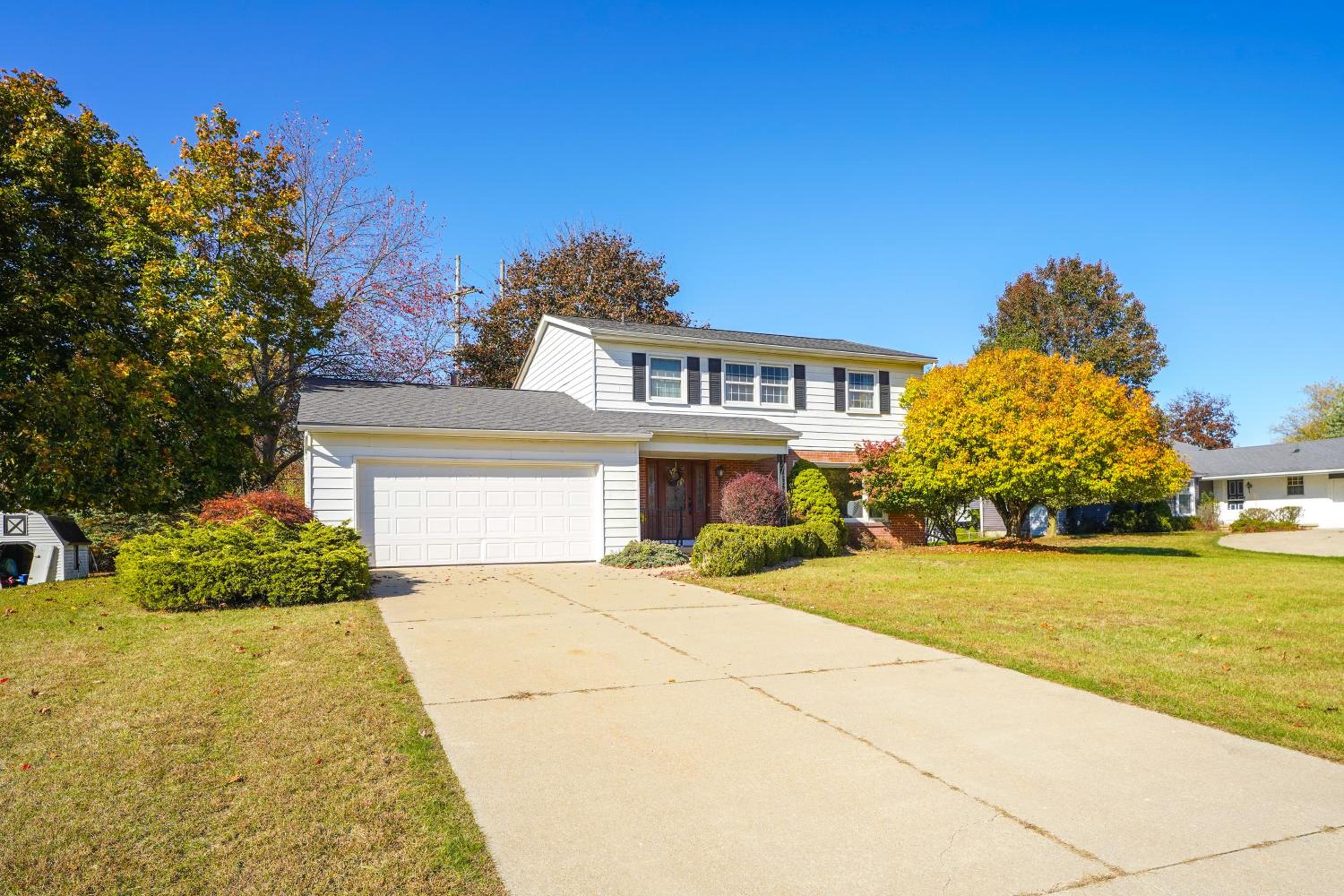 Jackson Home with Fire Pit and Yard 3 Mi to Downtown