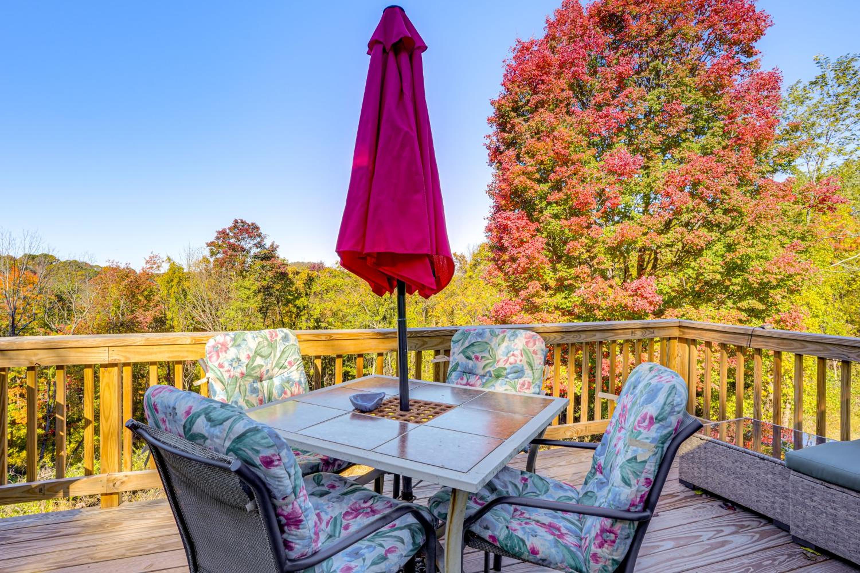 7 Mi to Main Street Cabin with Deck in Stanley!