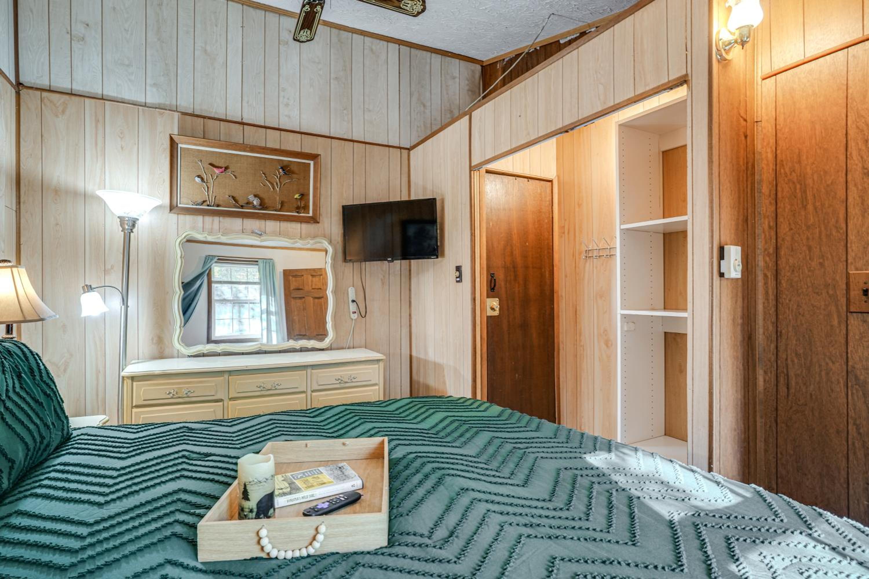 7 Mi to Main Street Cabin with Deck in Stanley!