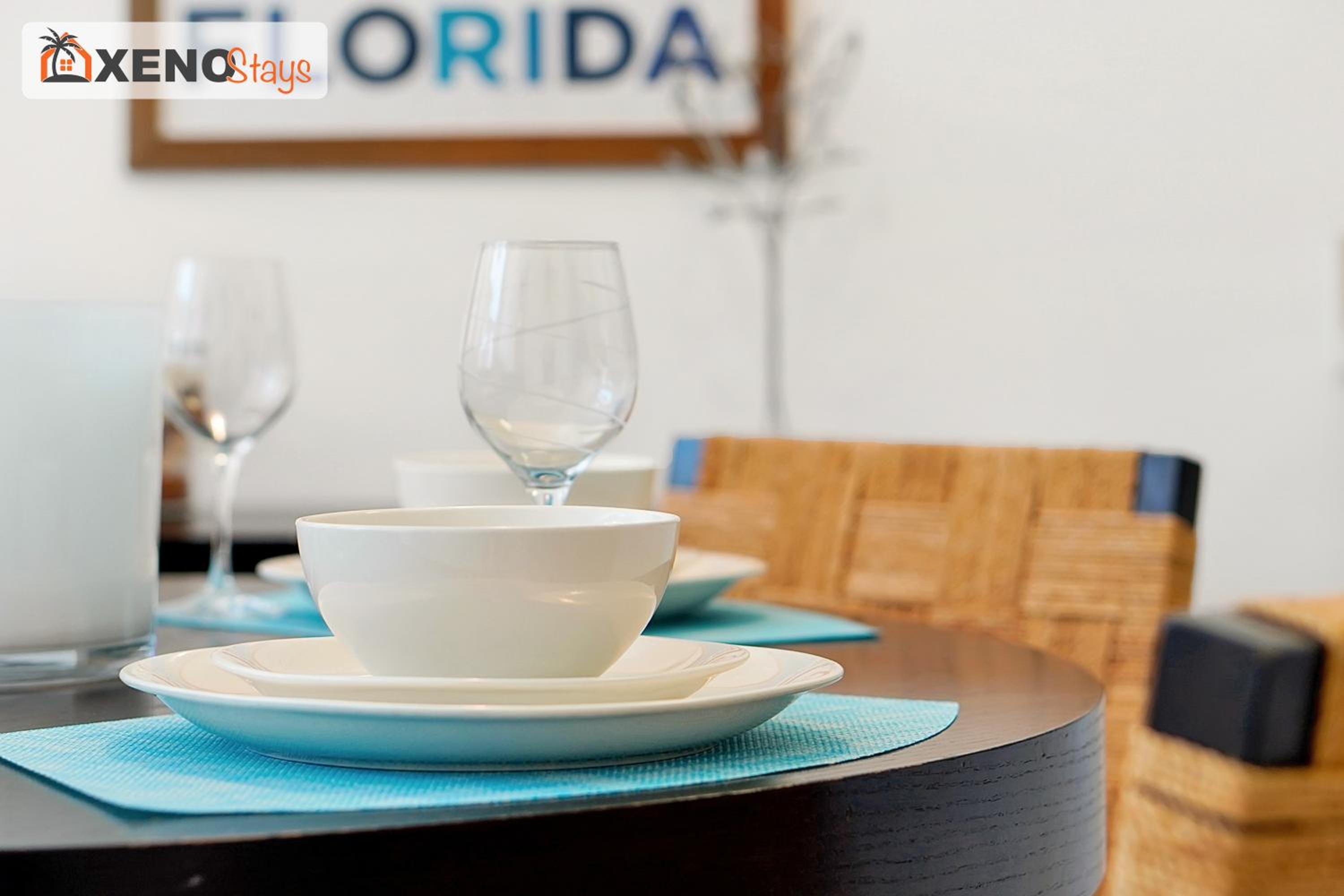 XENOStays - Family Villa with Pool Near Disney