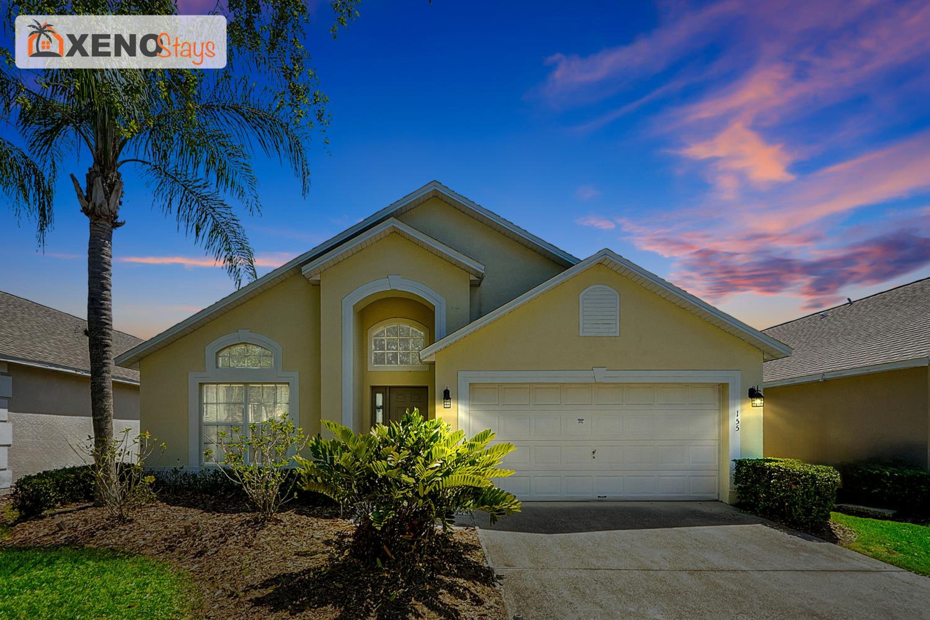 XENOStays - Family Villa with Pool Near Disney