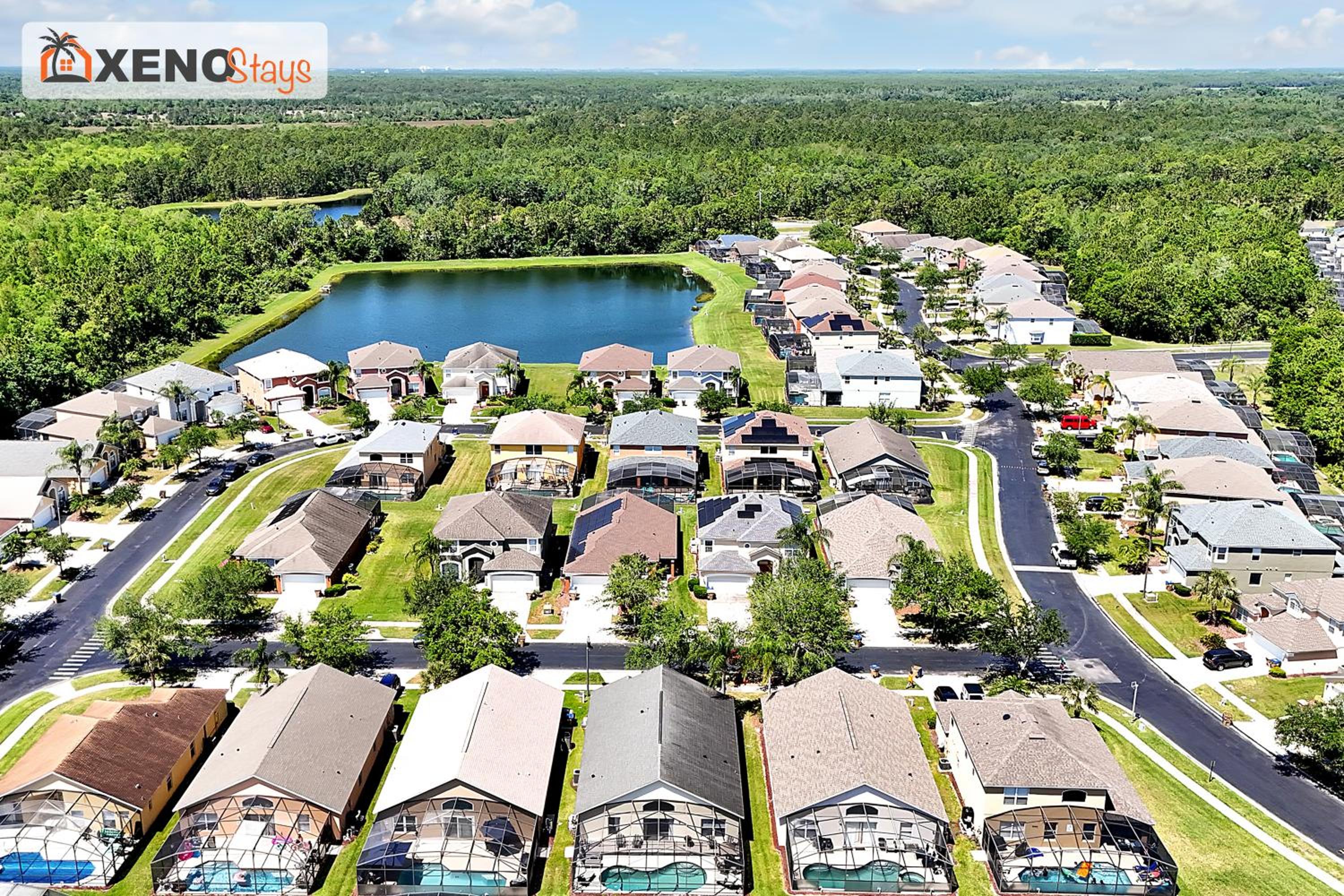 XENOStays - Family Villa with Pool Near Disney