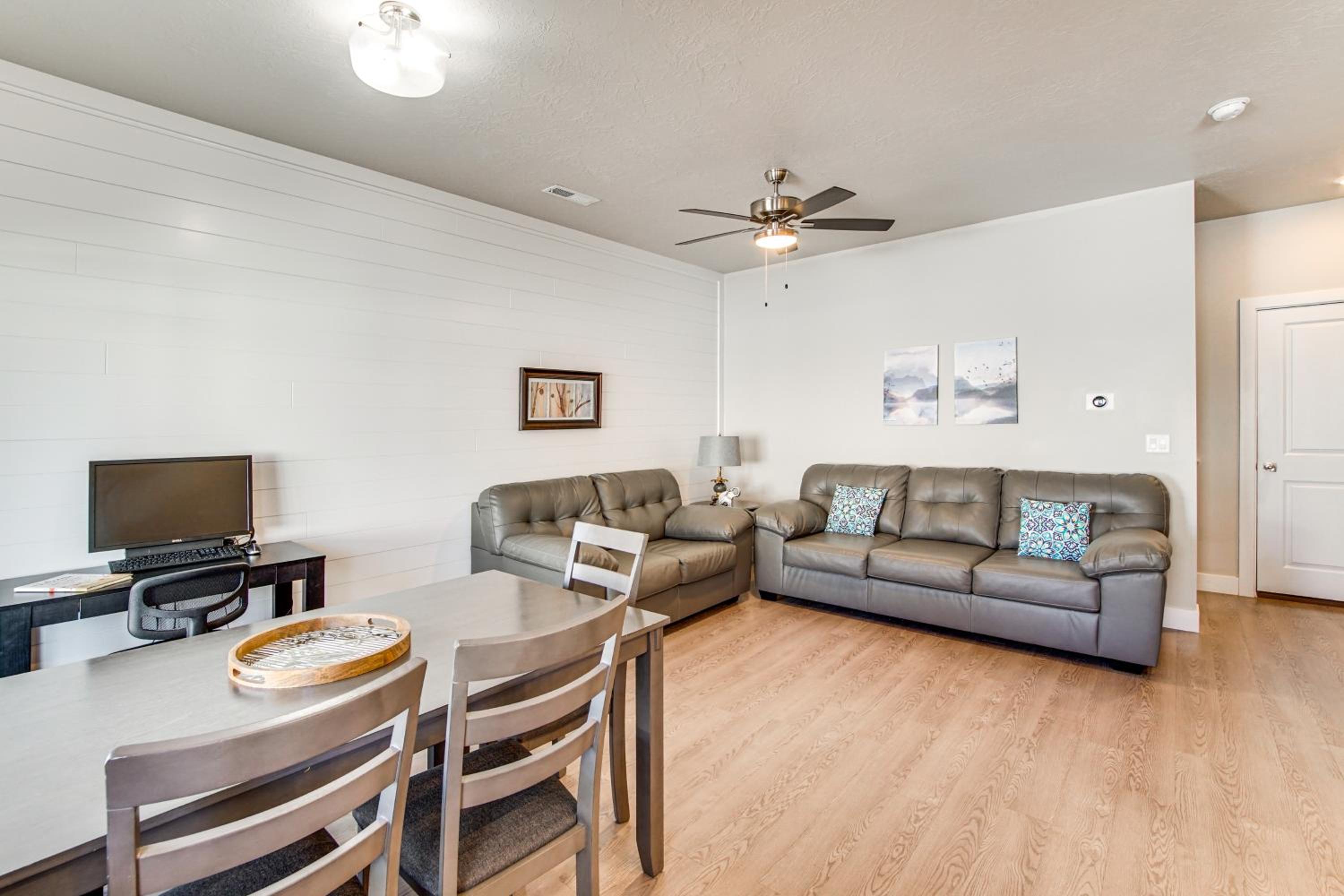 25 Mi to Cedar Breaks Unit with Furnished Patio!