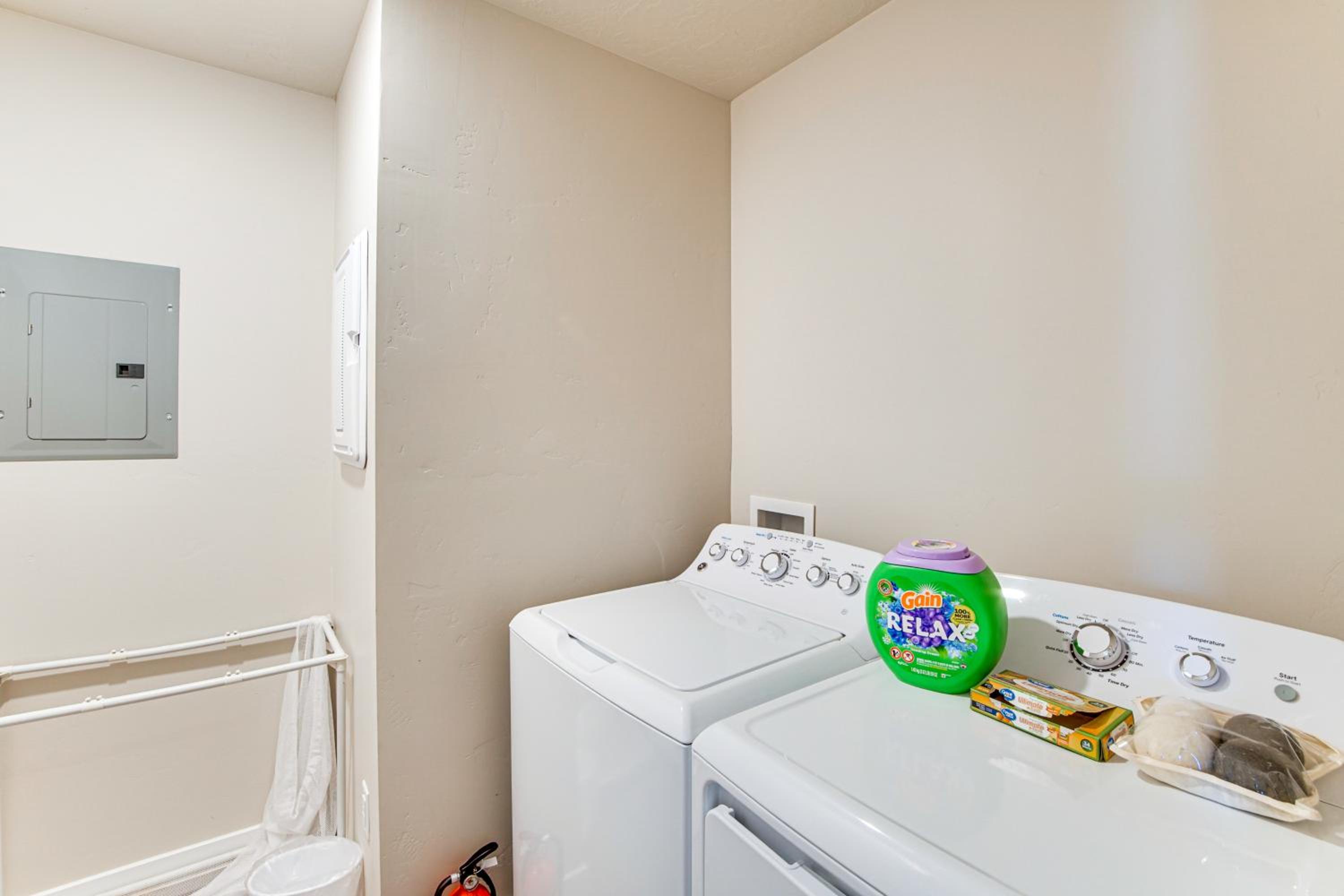 25 Mi to Cedar Breaks Unit with Furnished Patio!
