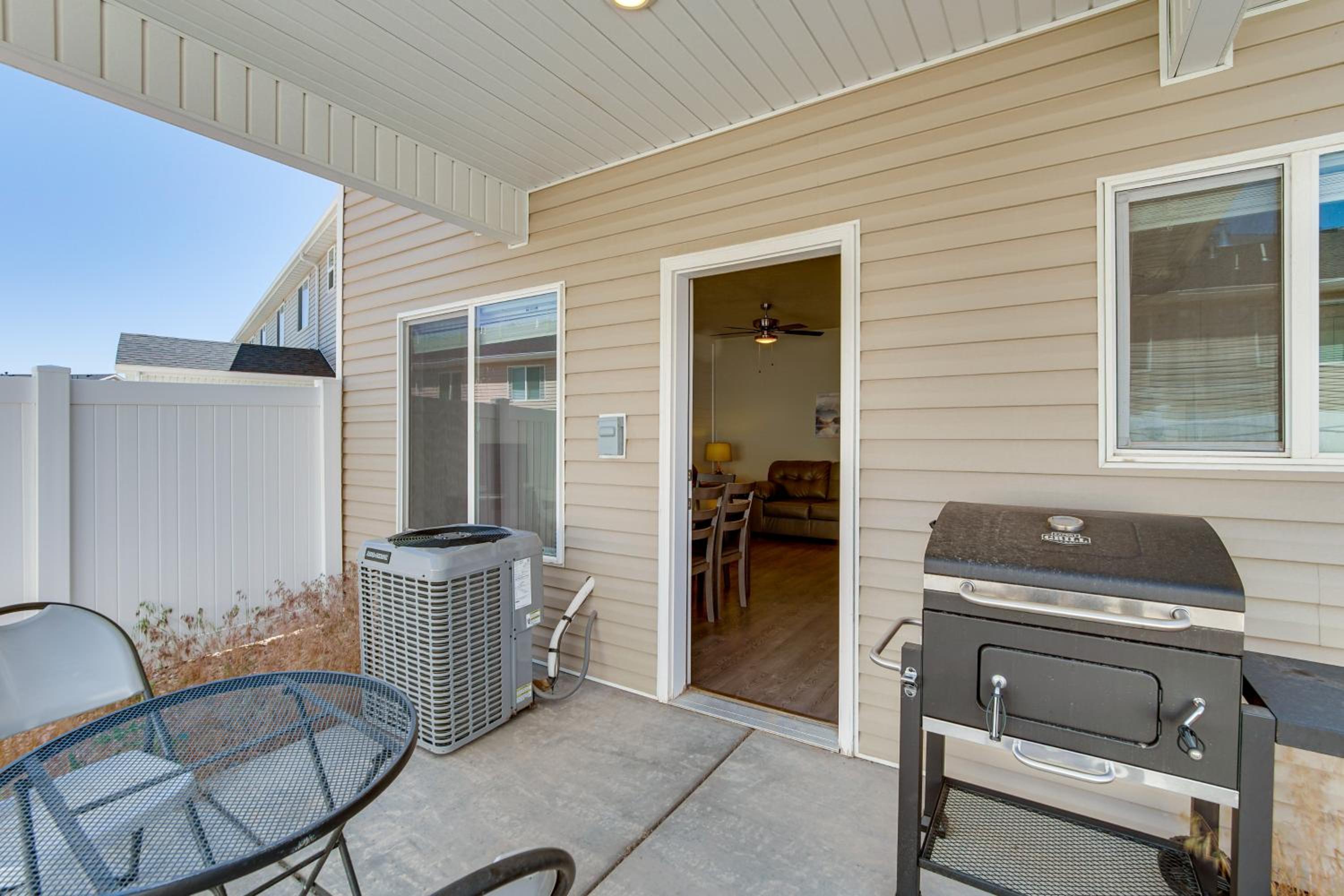 25 Mi to Cedar Breaks Unit with Furnished Patio!