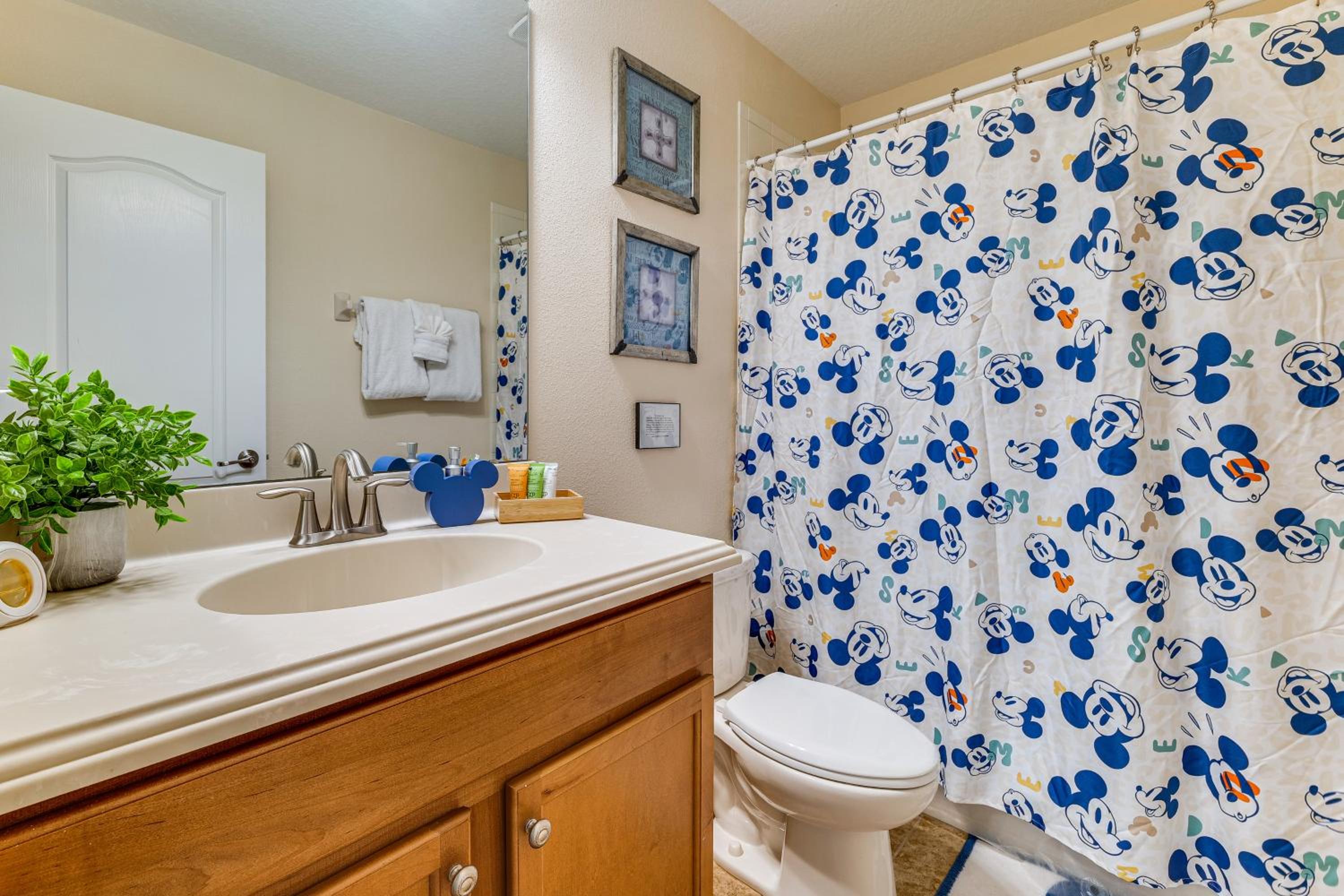 Group Getaway! Newly Renovated ChampionsGate Home