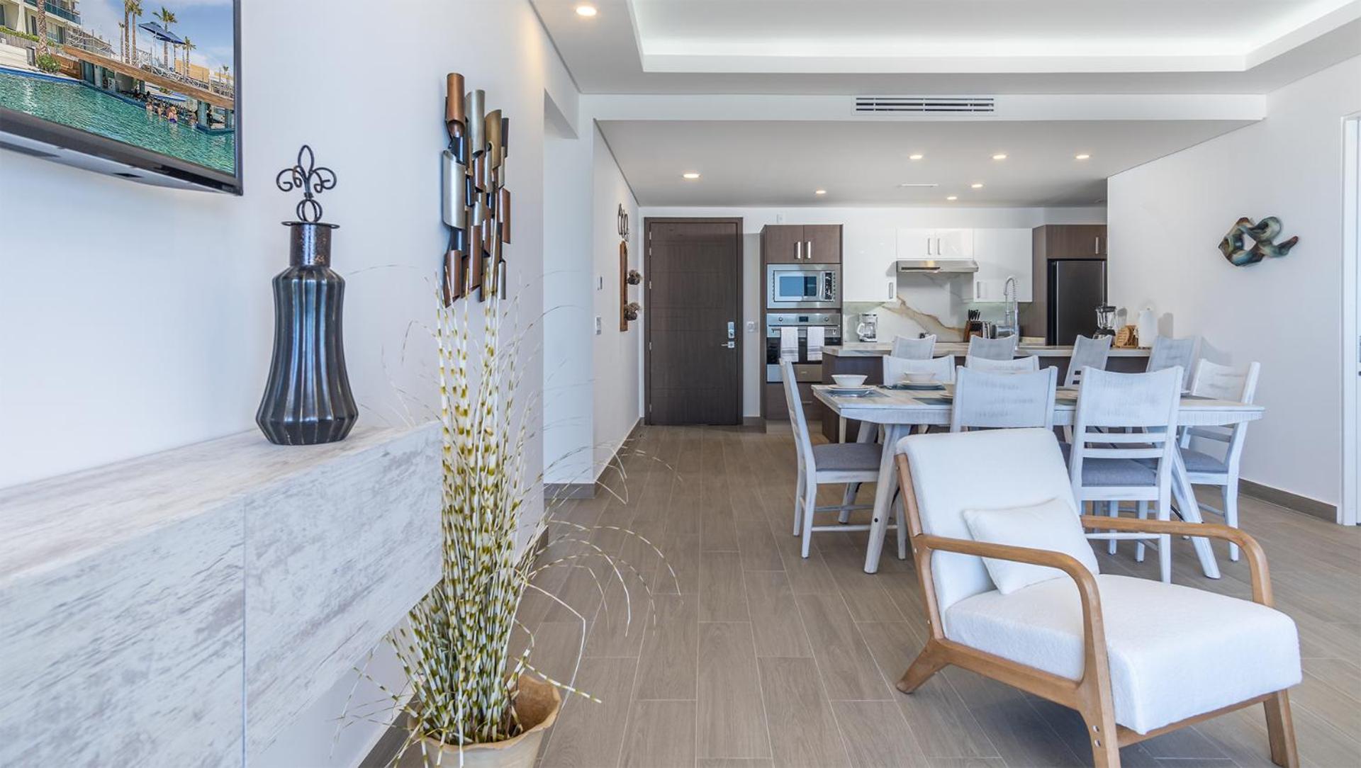 Beach Getaway 2 Bedroom Condo W802