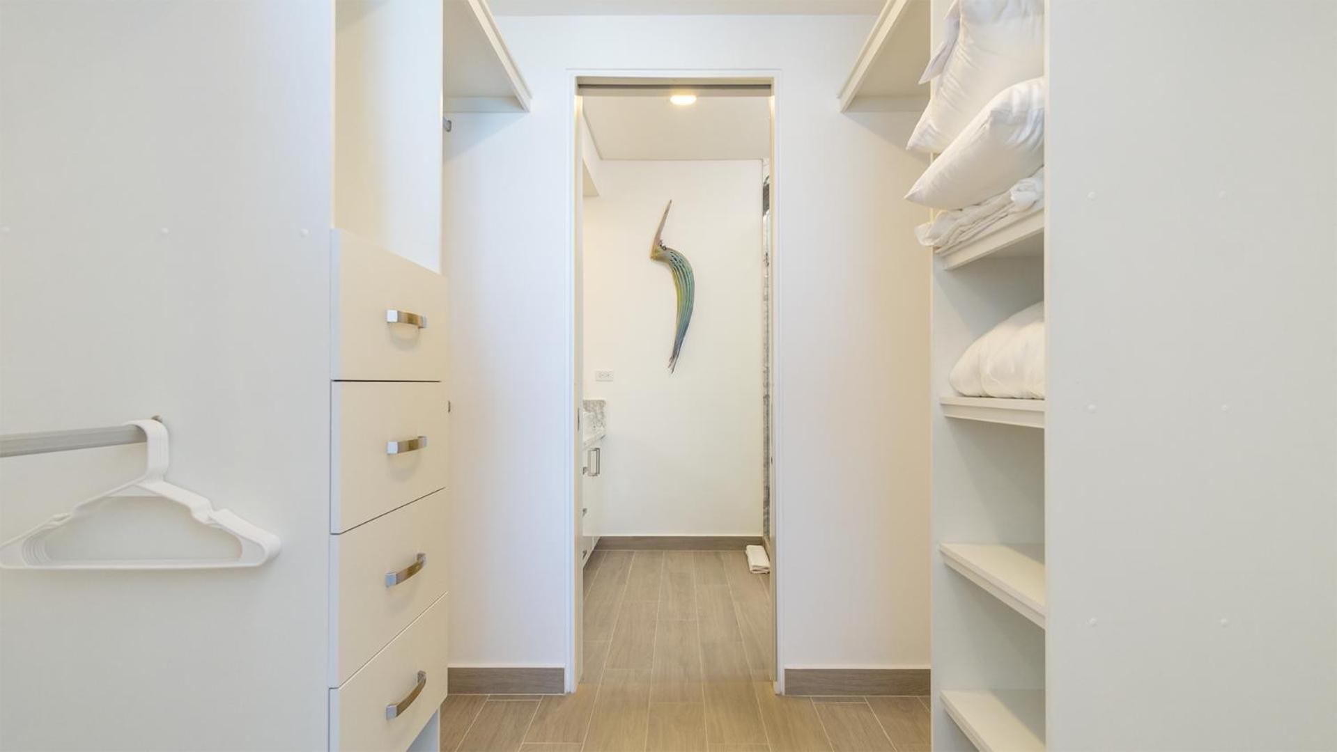 Beach Getaway 2 Bedroom Condo W802