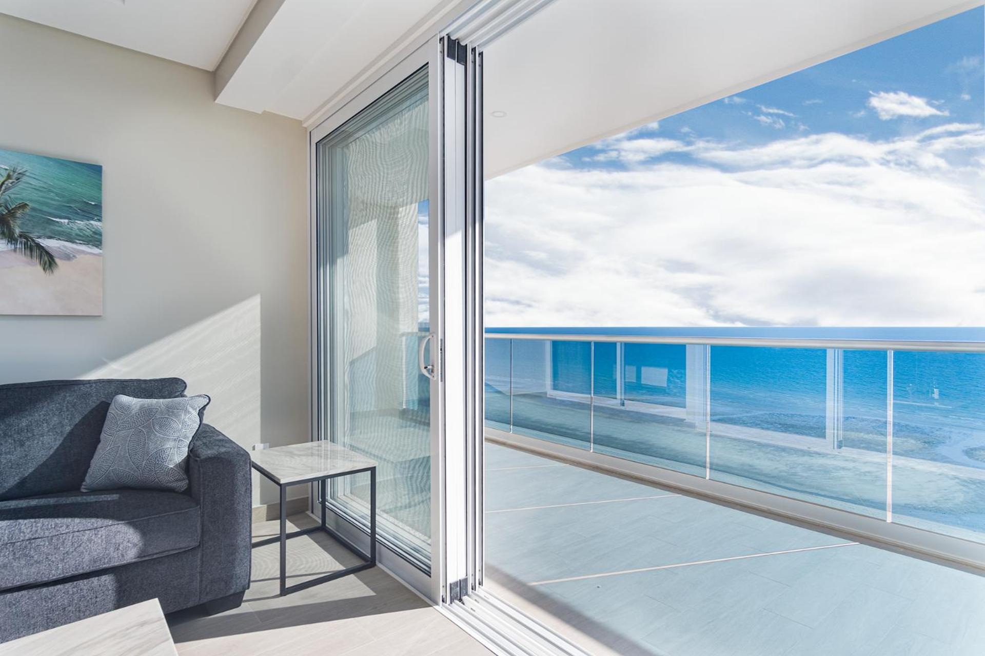 Splash in New Lazy River/Stay in Modern Luxury Encantame C-704