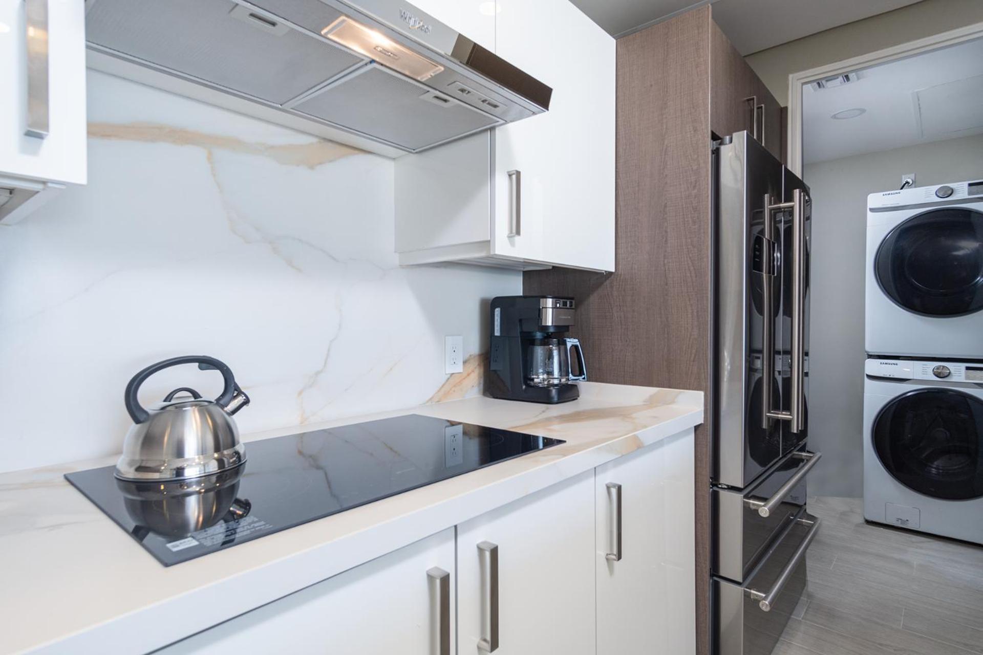 Splash in New Lazy River/Stay in Modern Luxury Encantame C-704