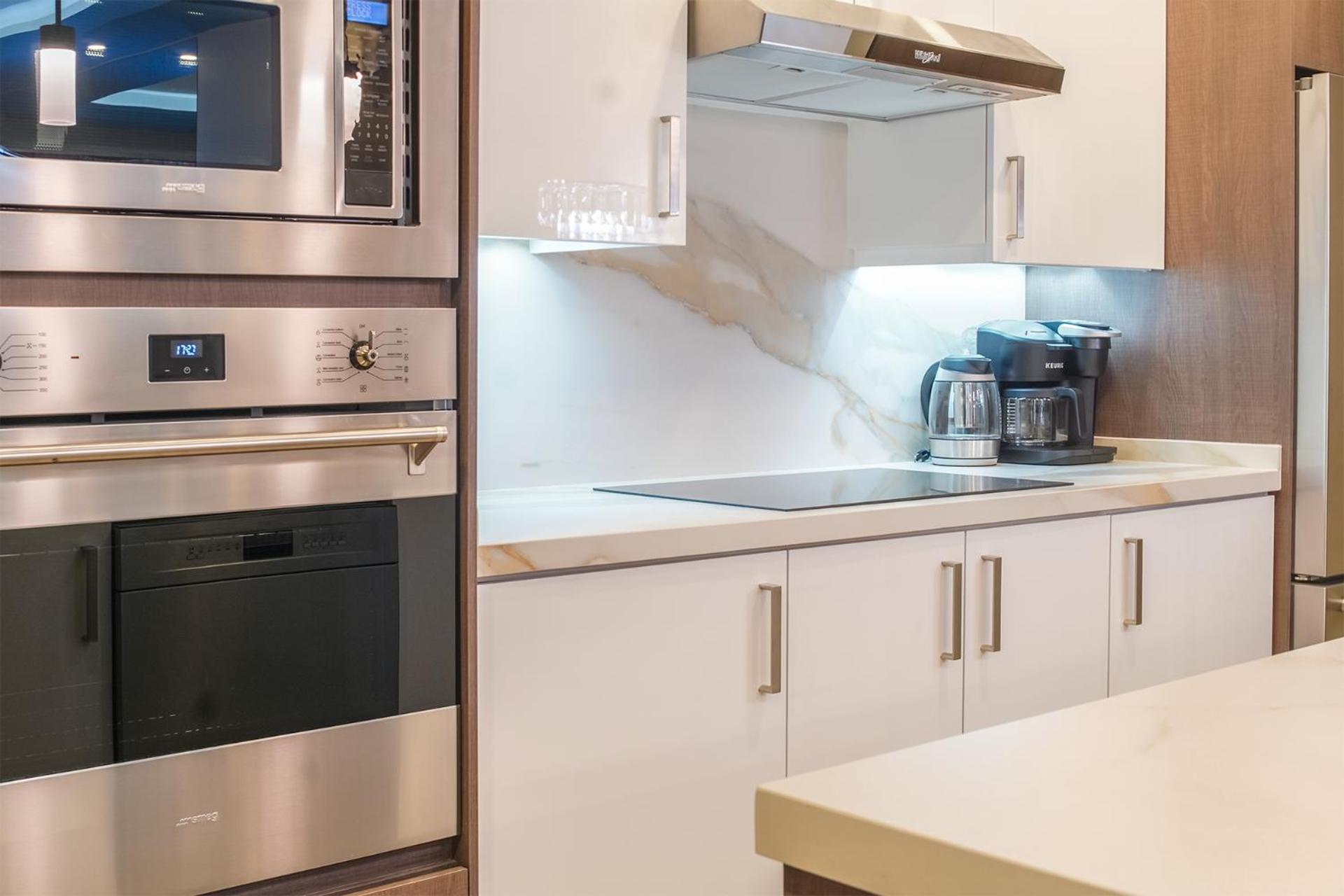 Marvelous 2 bedroom condo Encantame Towers Velero 102