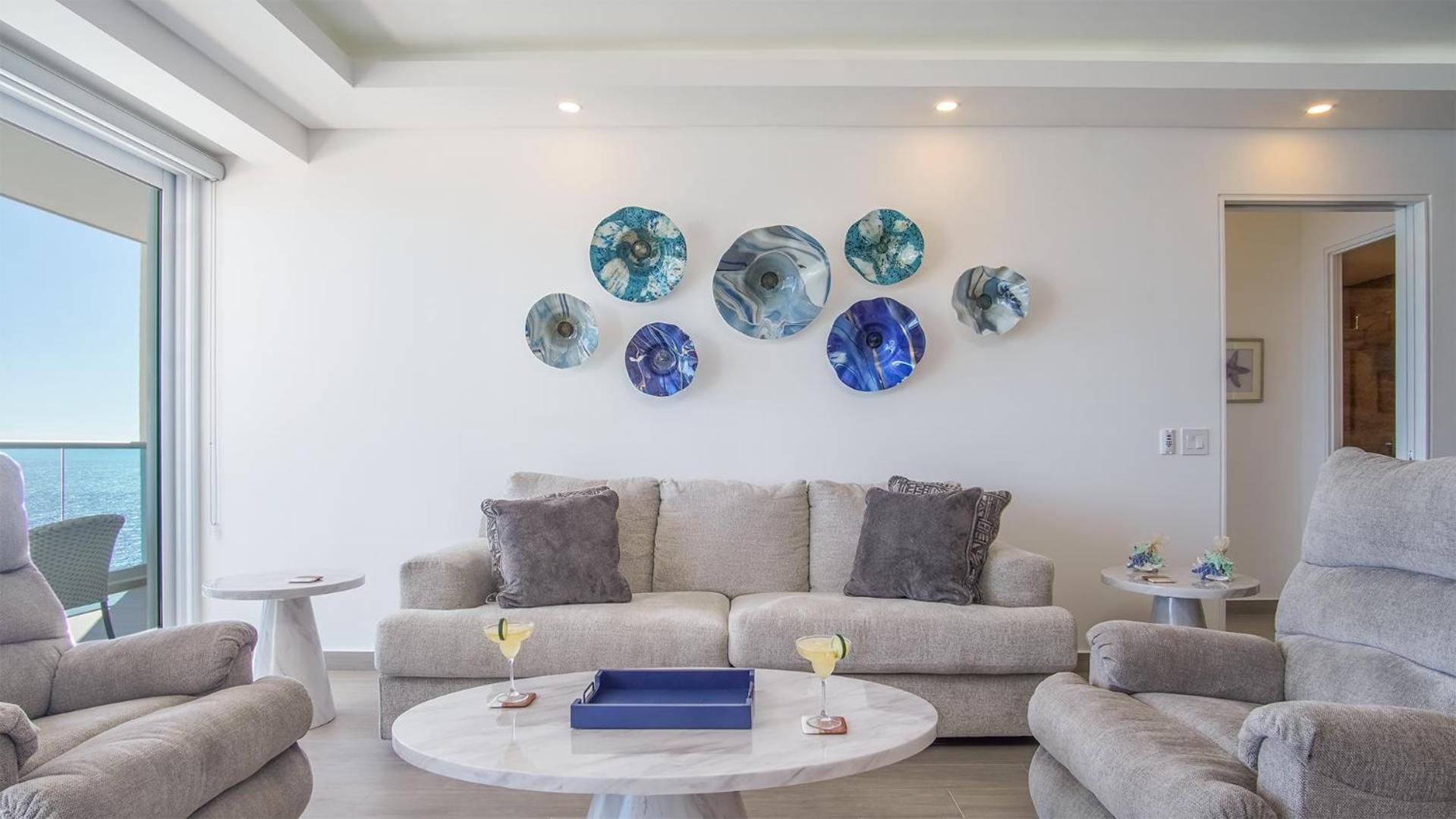 Perfect family 2 bedroom condo E1804 Encantame