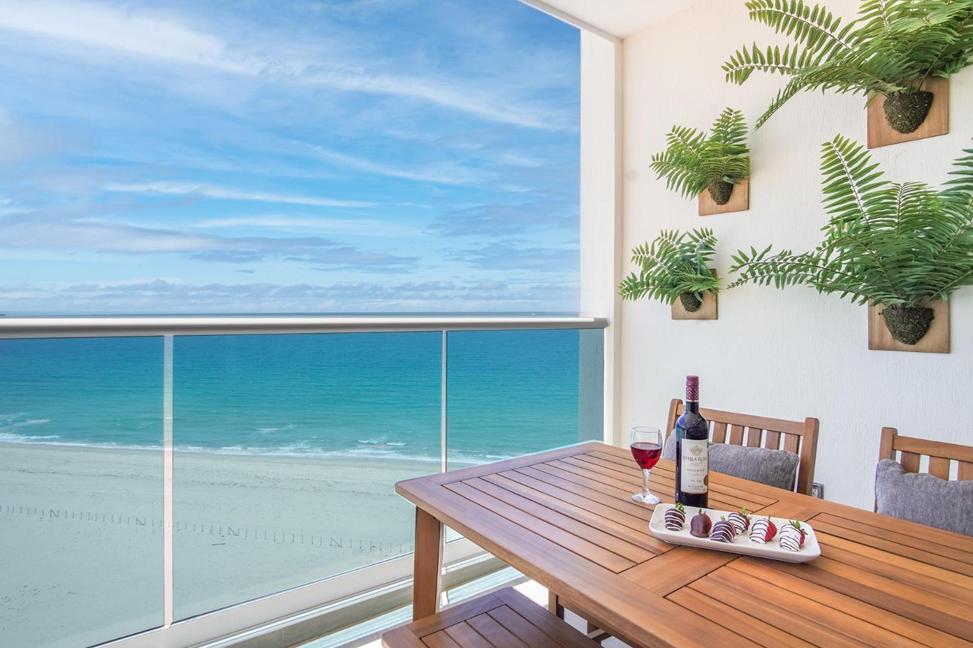 Amazing 2 bedroom Beach Front Condominium at Encantame E1102