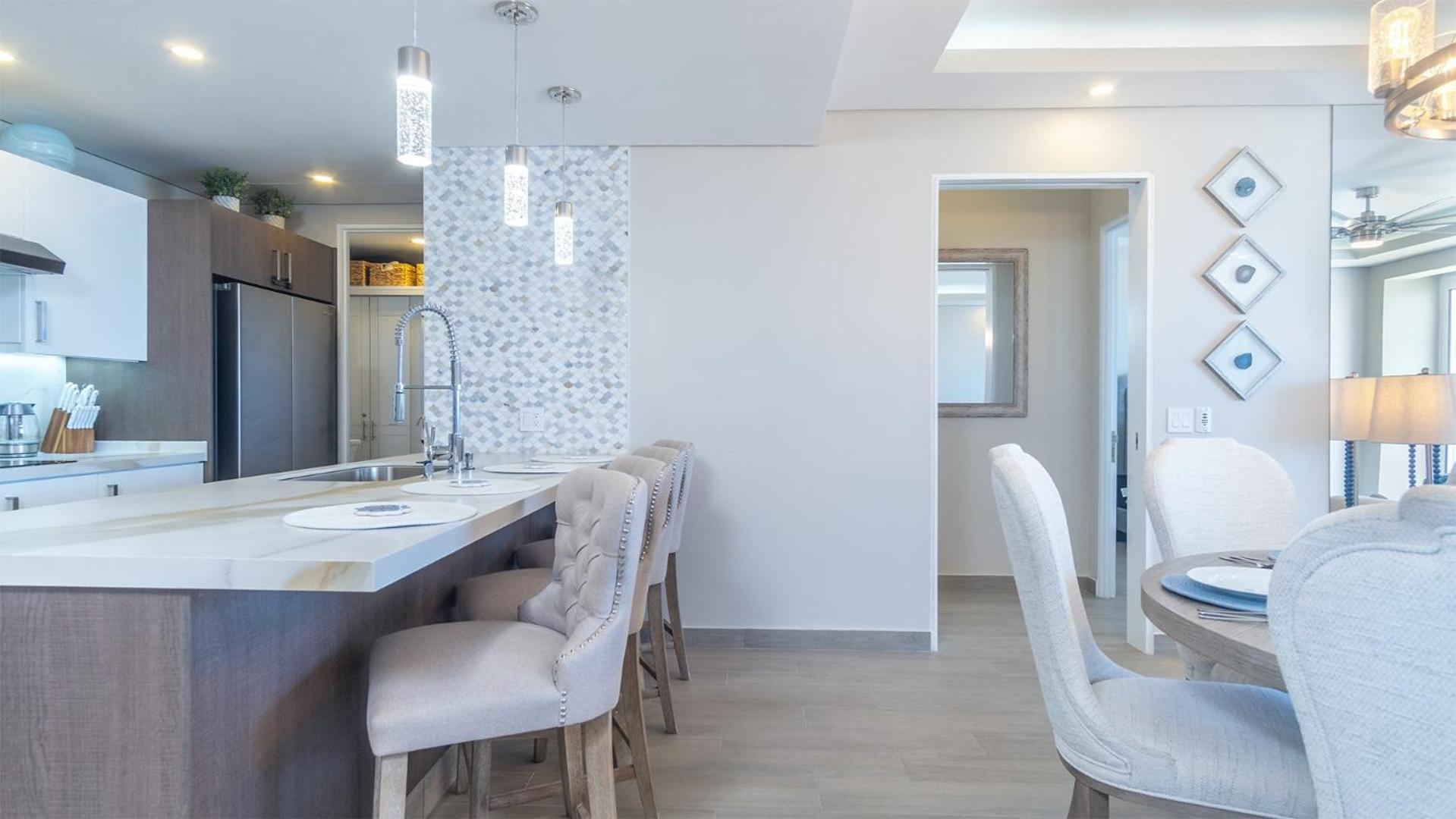 Waterfront Getaway 2 Bedroom Condo W704