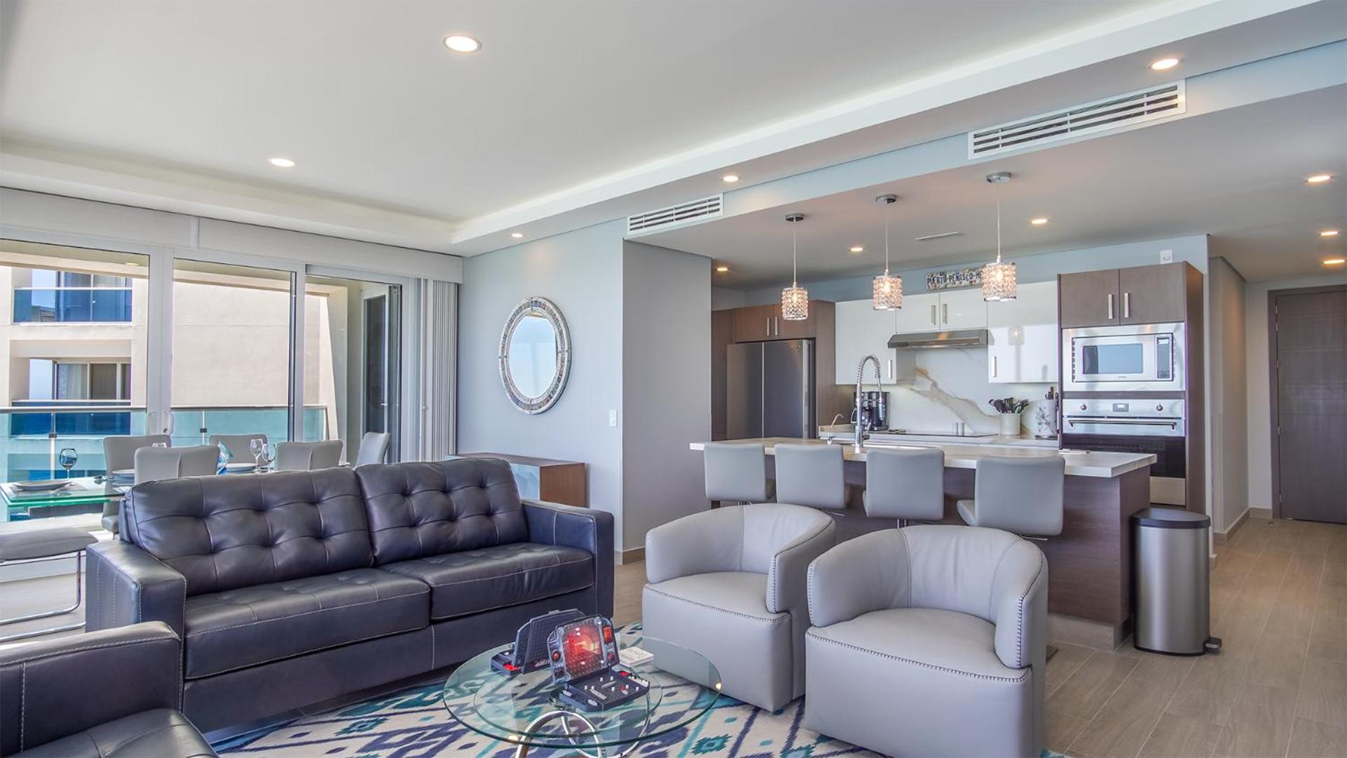 Spectacular Ocean View Condo Verano 2205 Encantame Towers