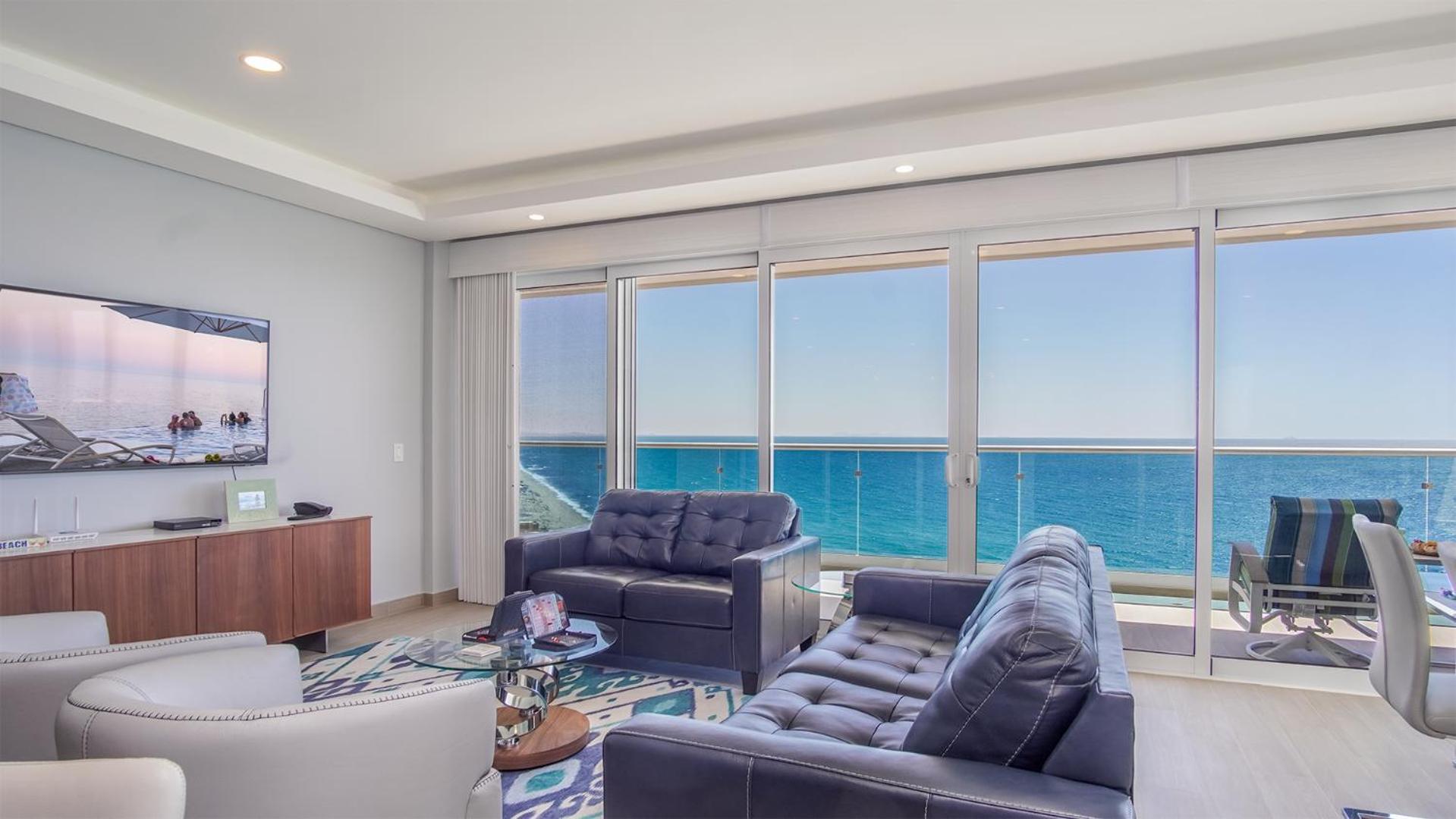 Spectacular Ocean View Condo Verano 2205 Encantame Towers