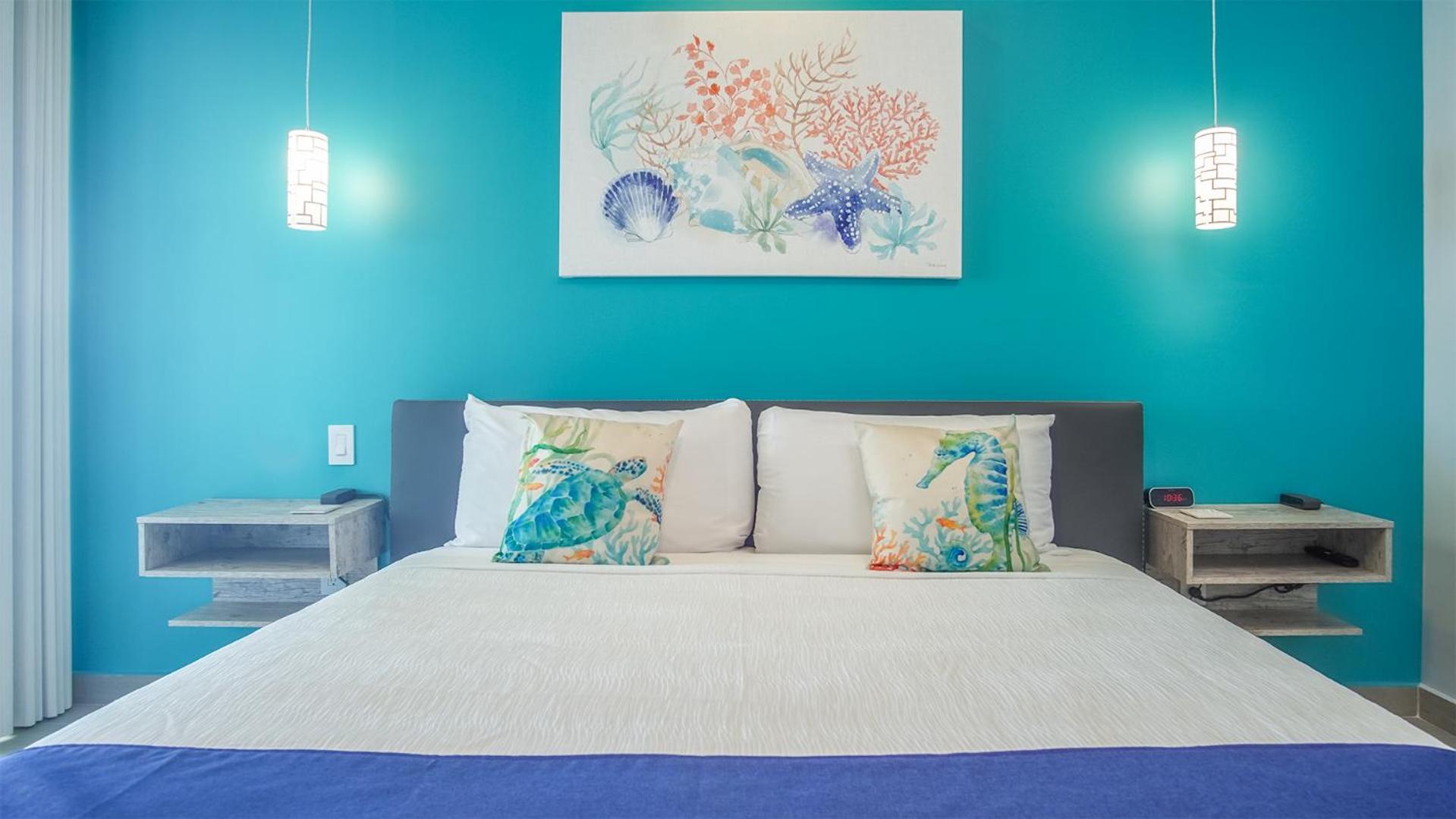 Spectacular Ocean View Condo Verano 2205 Encantame Towers