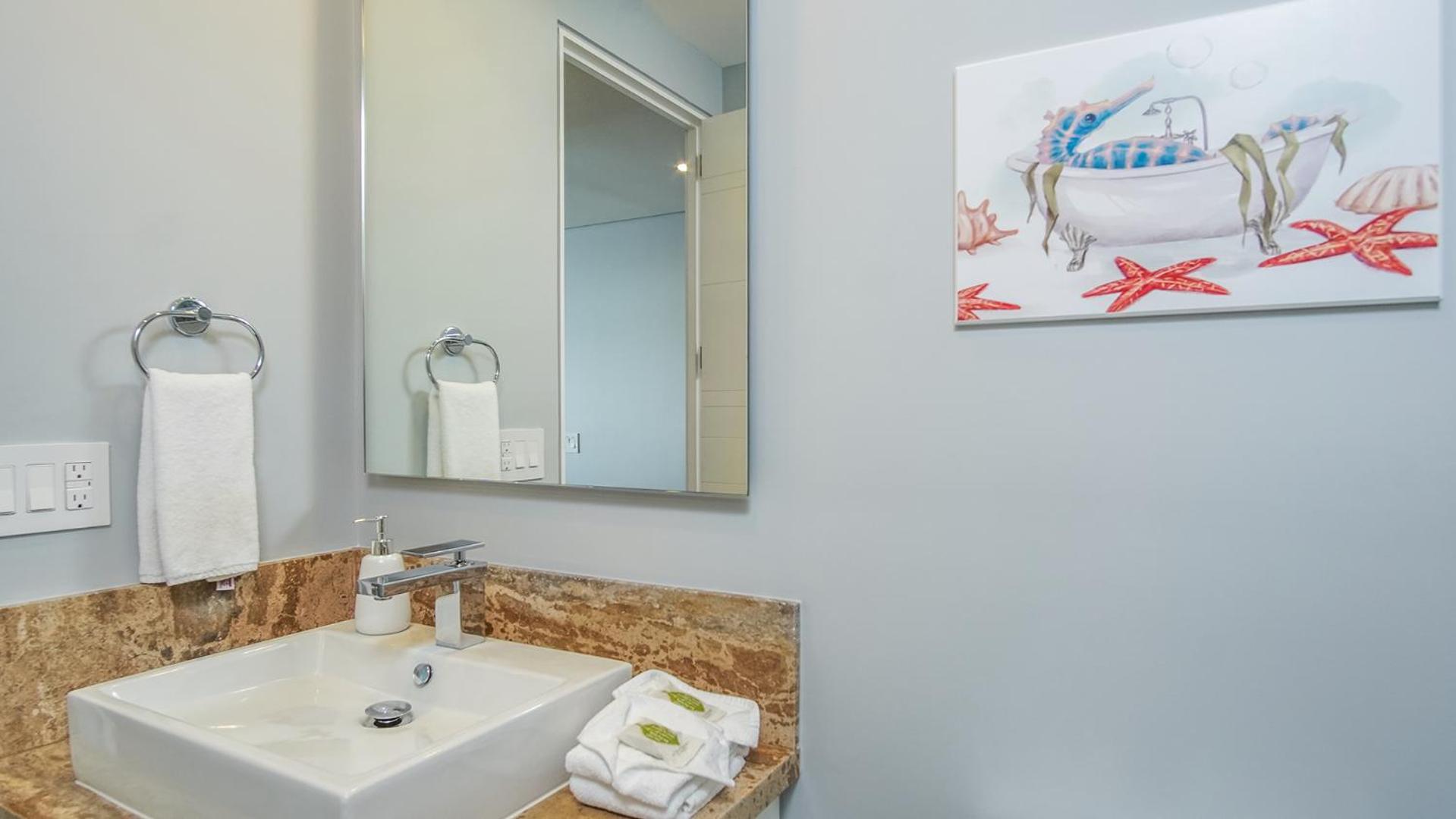 Spectacular Ocean View Condo Verano 2205 Encantame Towers