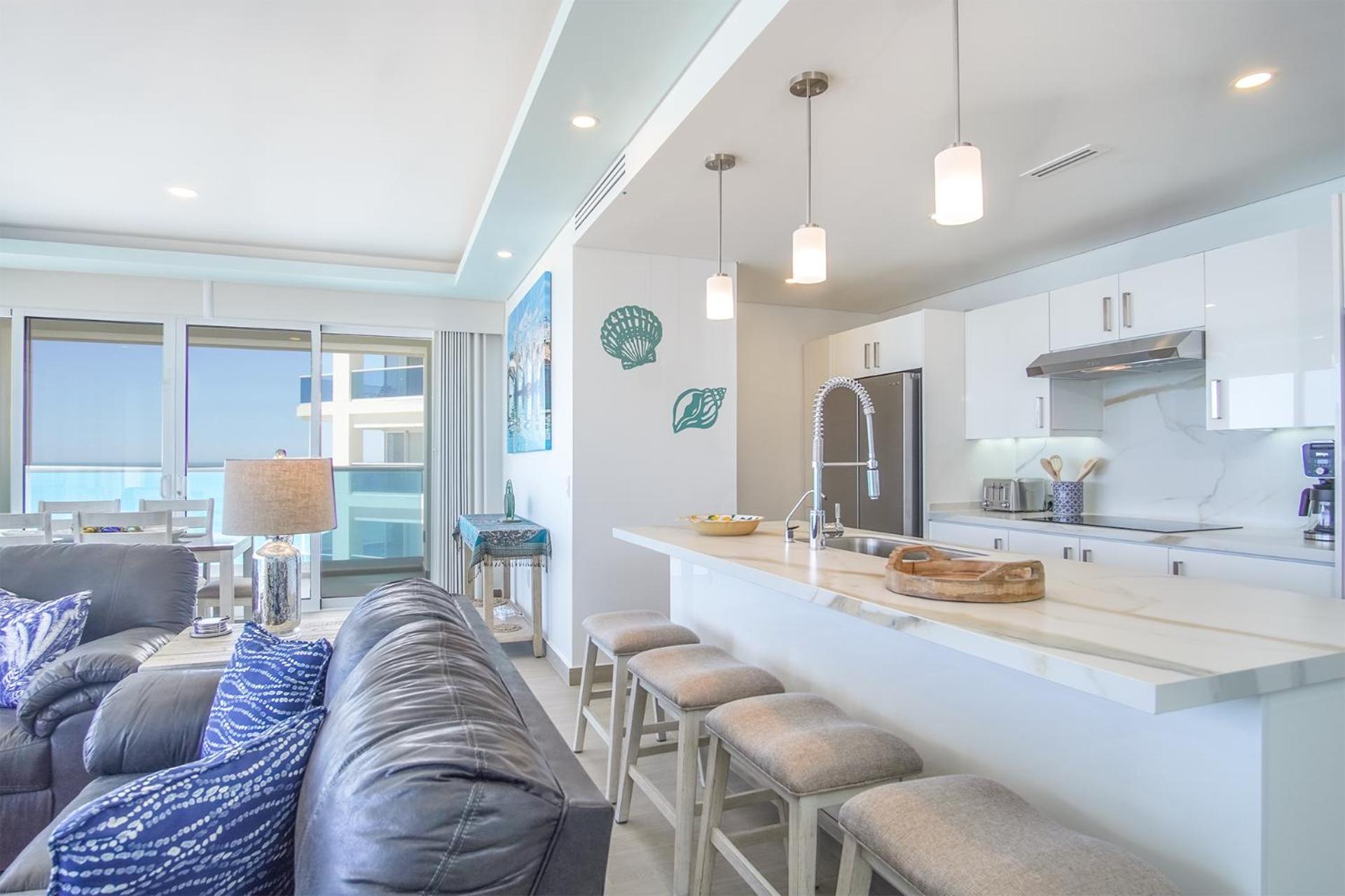 Confortable 2 bedroom condo Encantame Towers Verano 905