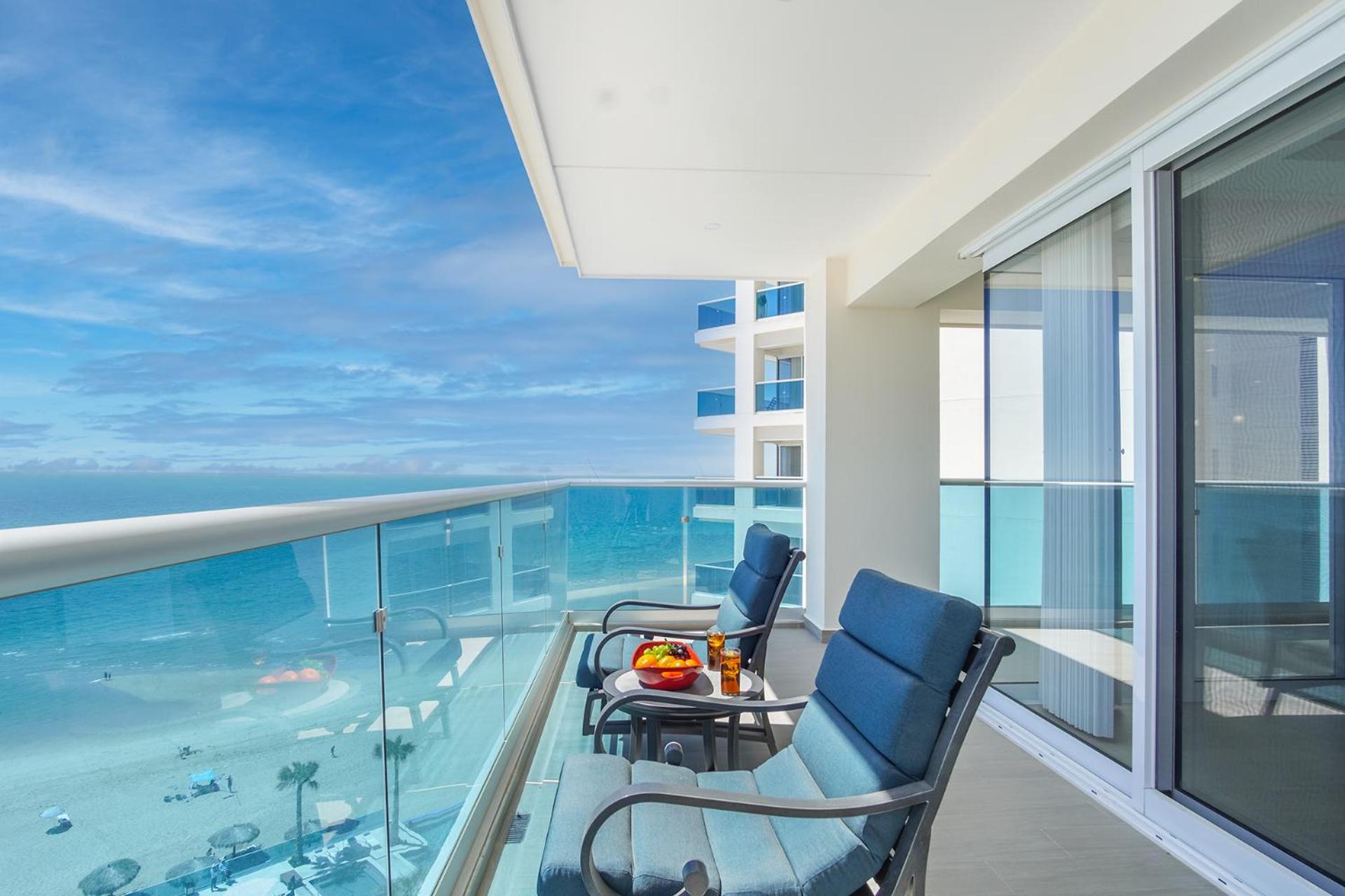 Confortable 2 bedroom condo Encantame Towers Verano 905