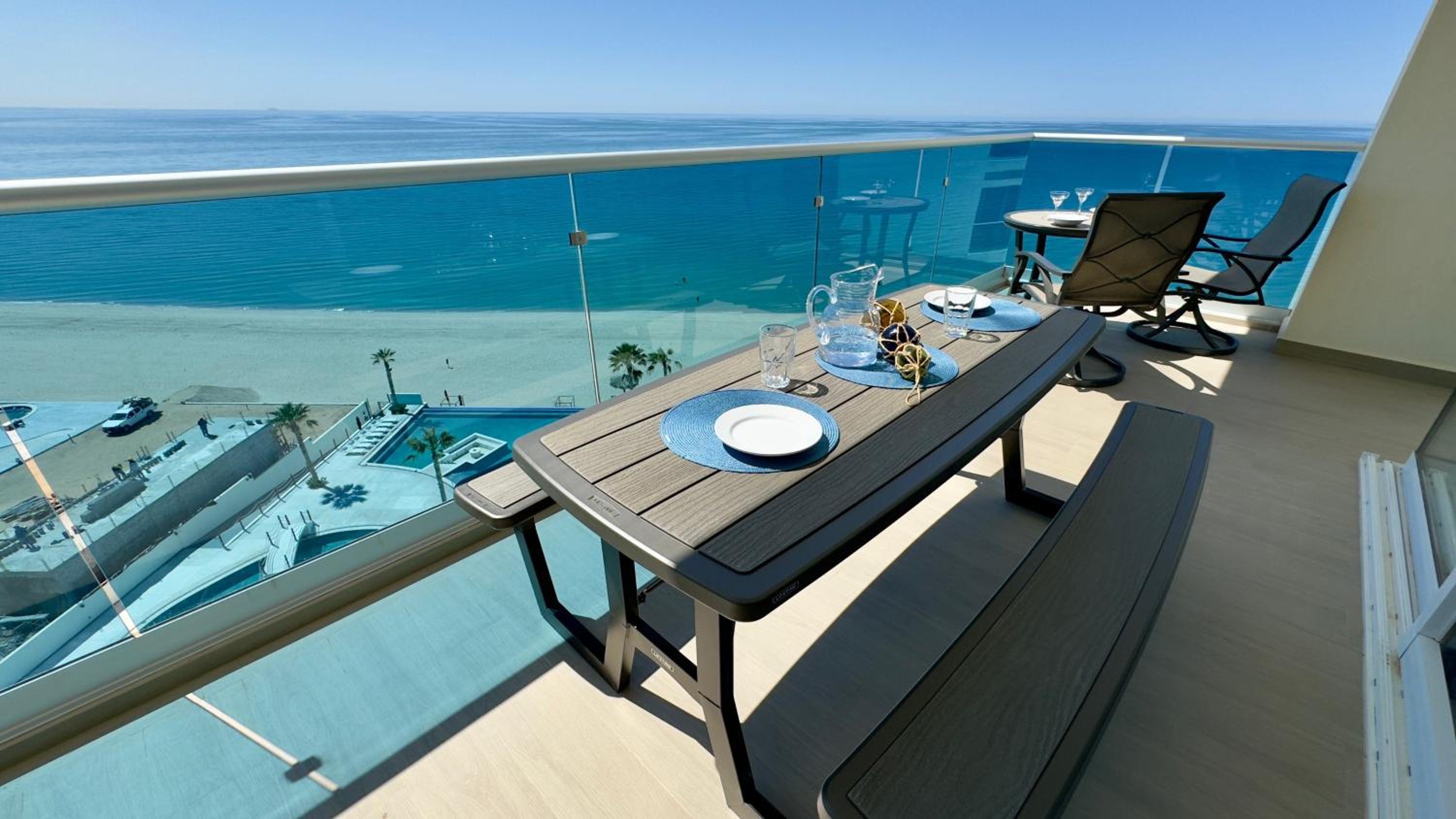 Confortable 2 bedroom condo Encantame Towers Verano 905