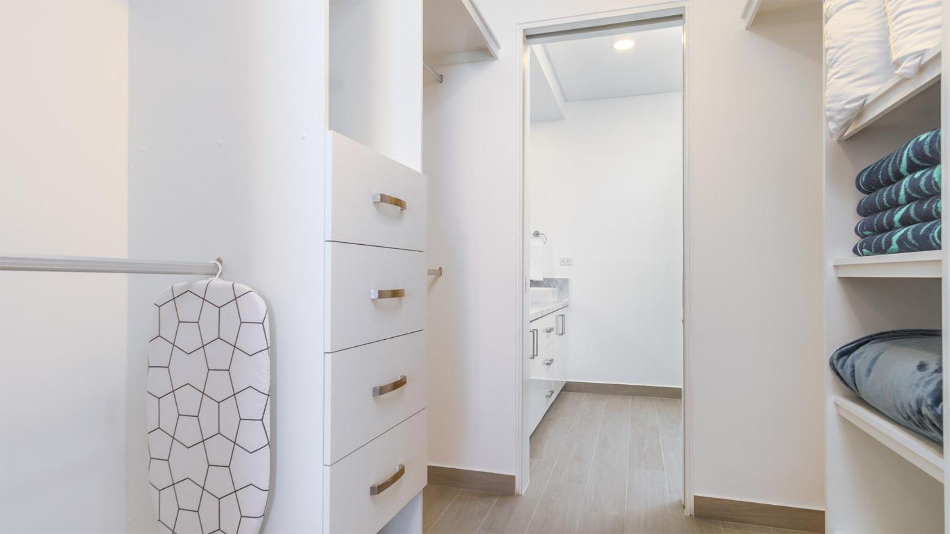 New & Amazing condo @ Encantame W604