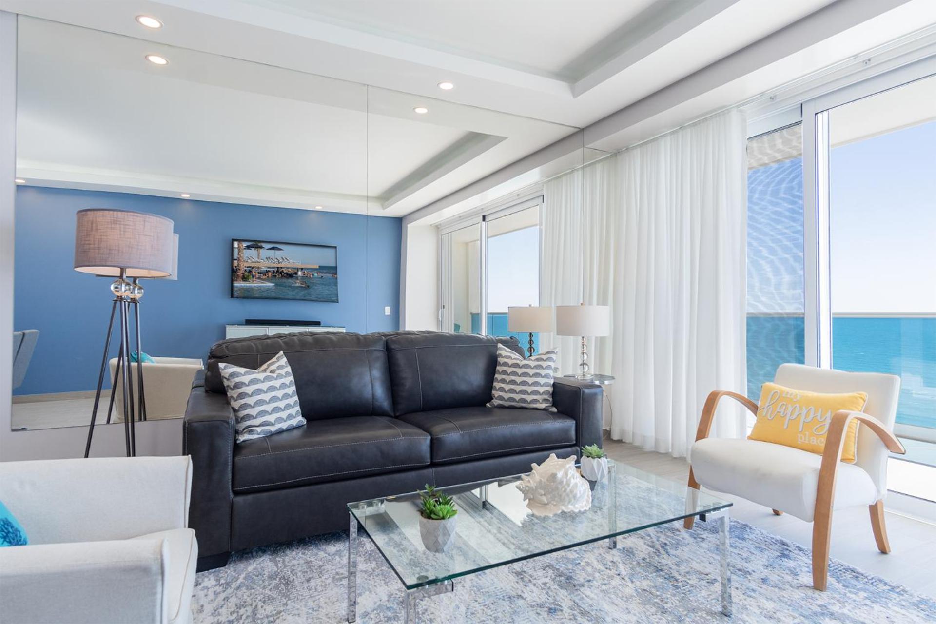 Splash in The New Lazy River and Sleep In Luxury Encantame C-1104