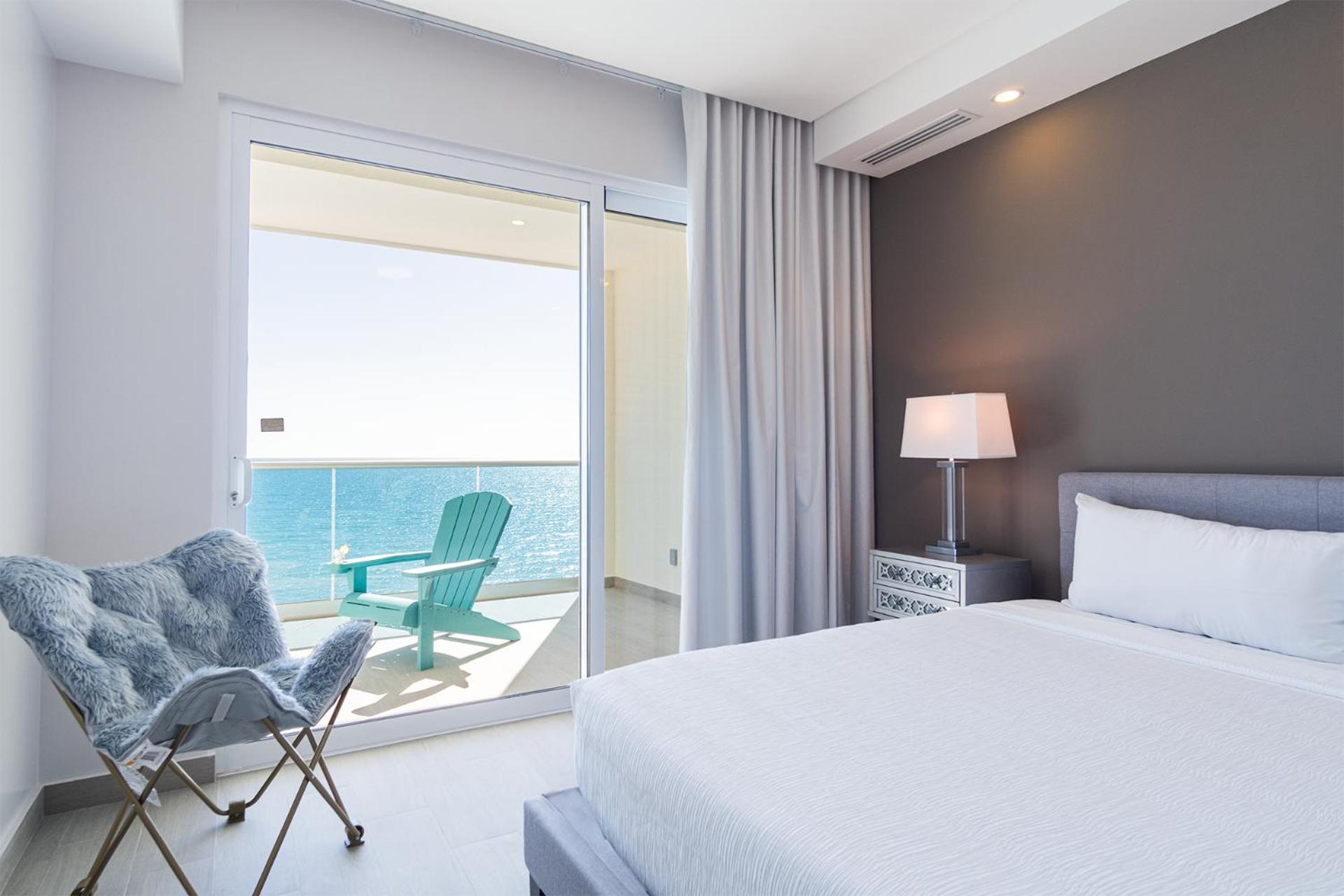 Splash in The New Lazy River and Sleep In Luxury Encantame C-1104