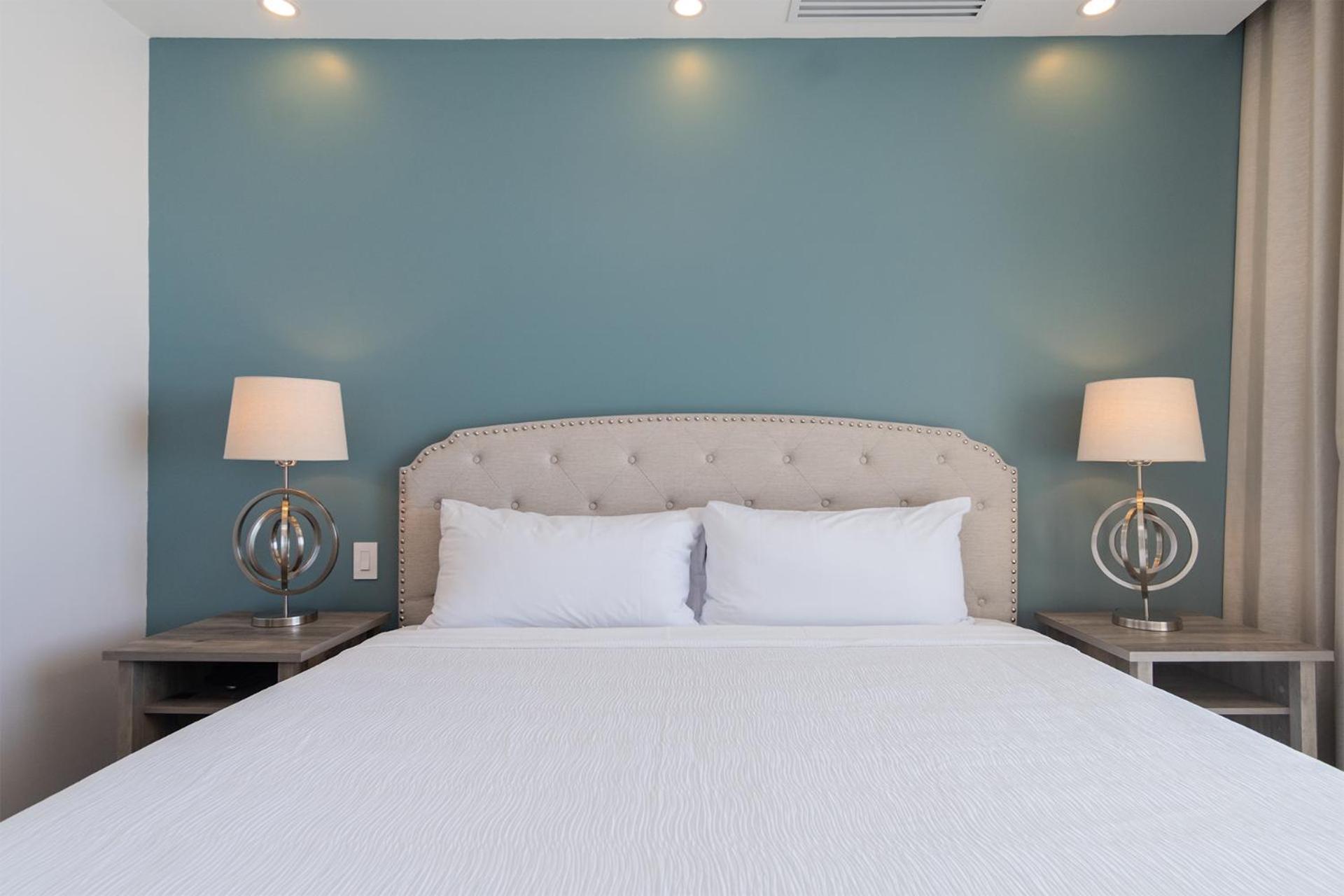 Splash in The New Lazy River and Sleep In Luxury Encantame C-1104