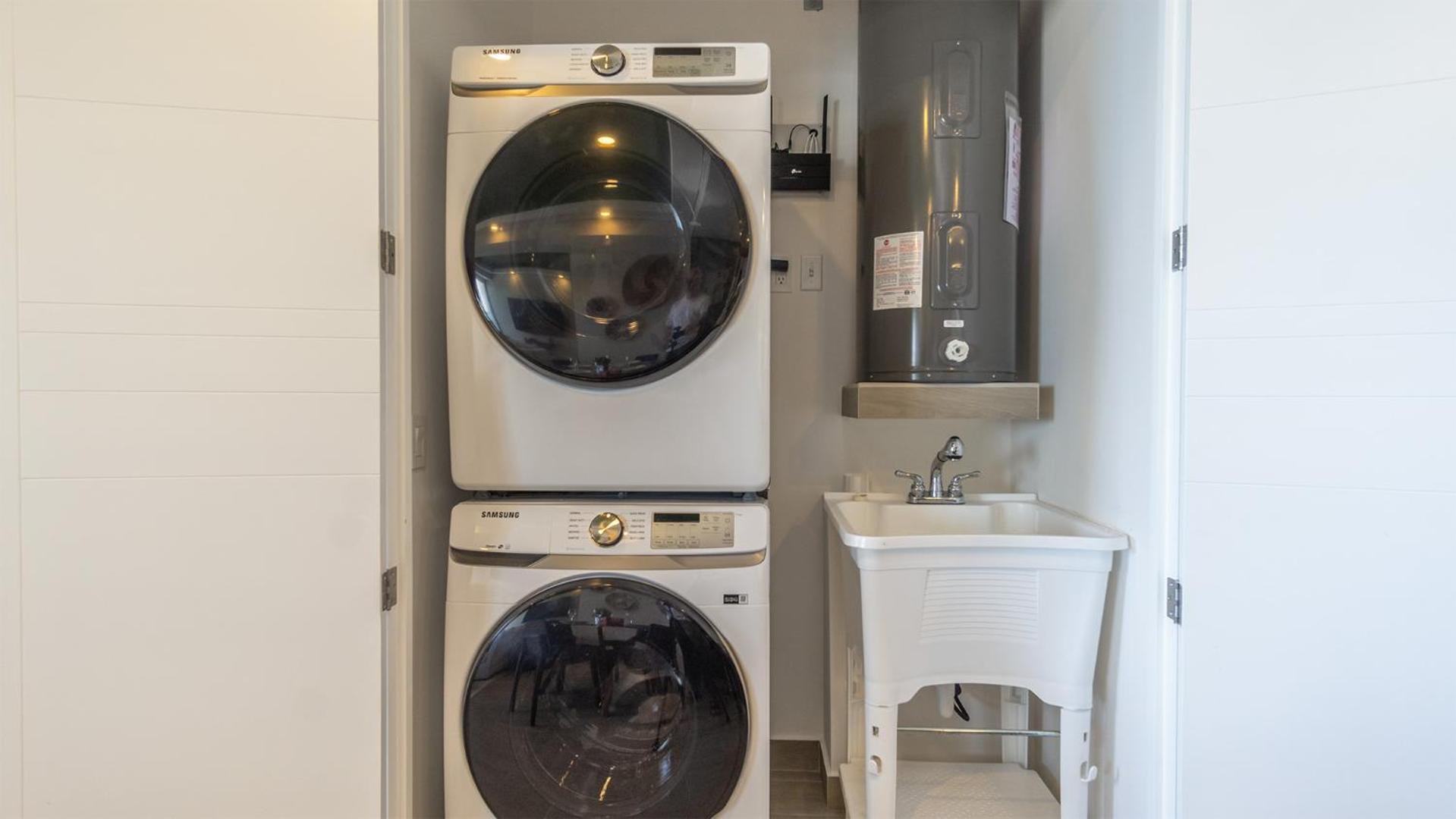 1 Bedroom Beach Front Condominium Encantame W-1603