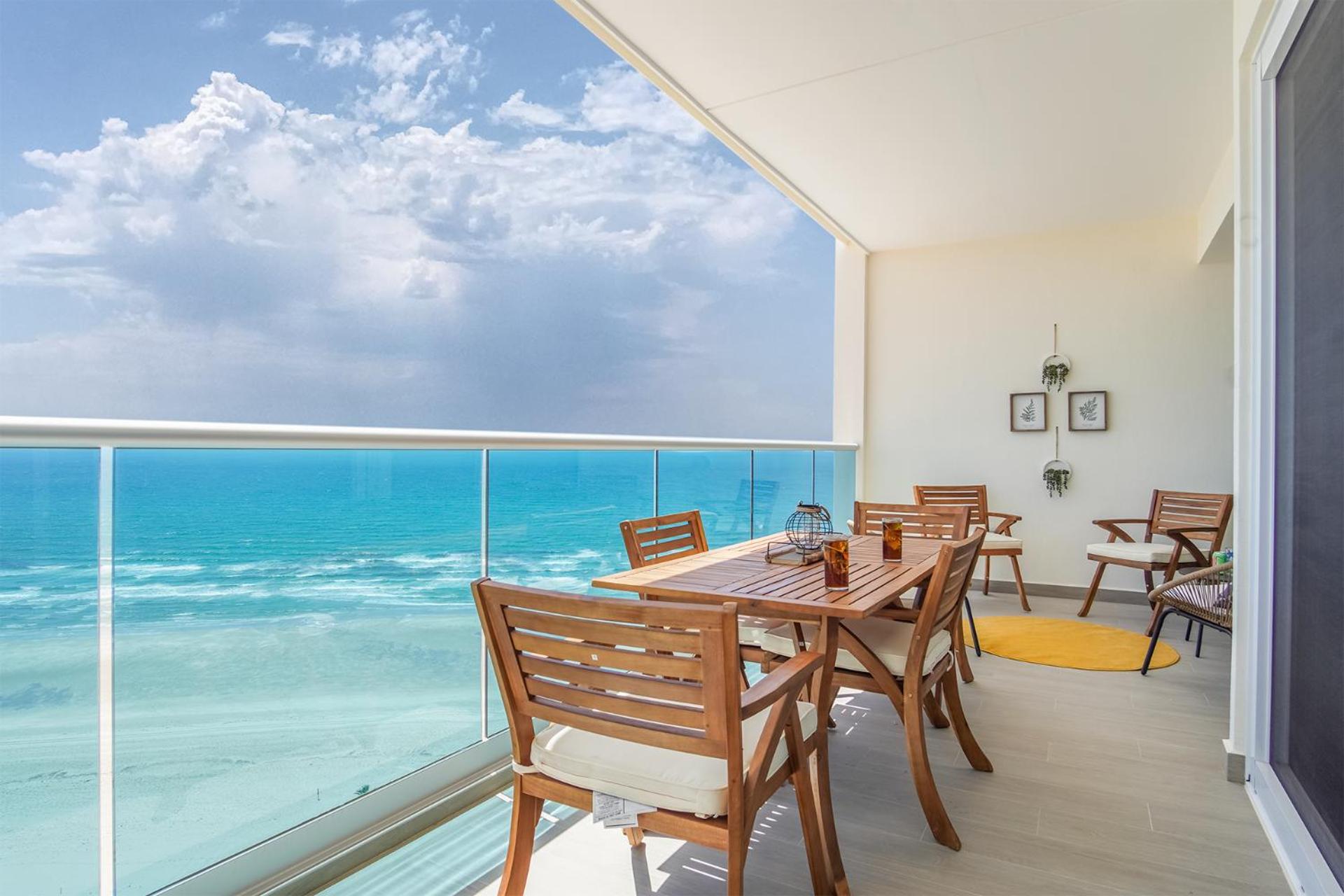 Condo with Expansive Ocean View Encantame Towers 1402