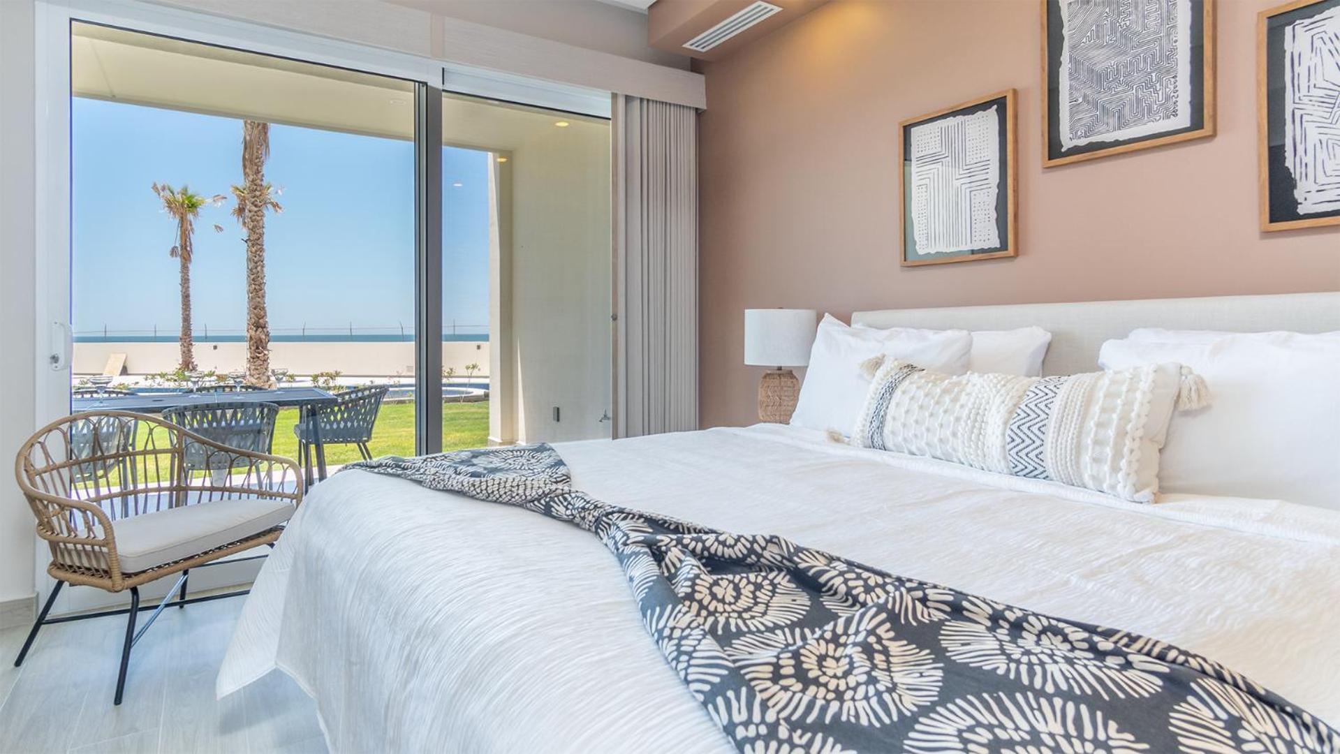Luxurious 2 Bedroom Ground floor Condo W104
