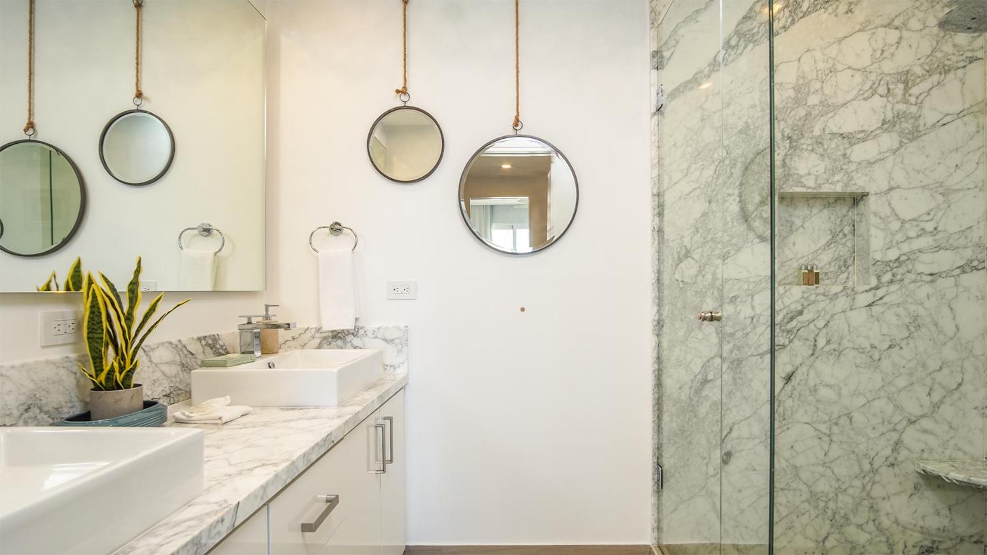 Lovely 2 bedroom condo Encantame Towers Velero 104