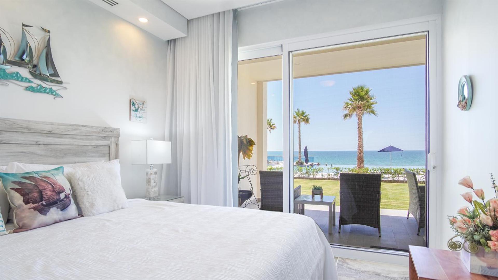 Lovely 2 bedroom condo Encantame Towers Velero 104