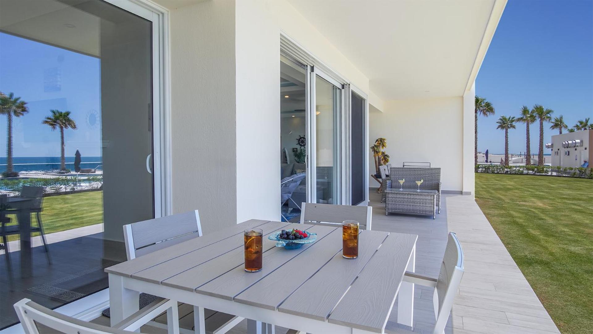 Lovely 2 bedroom condo Encantame Towers Velero 104