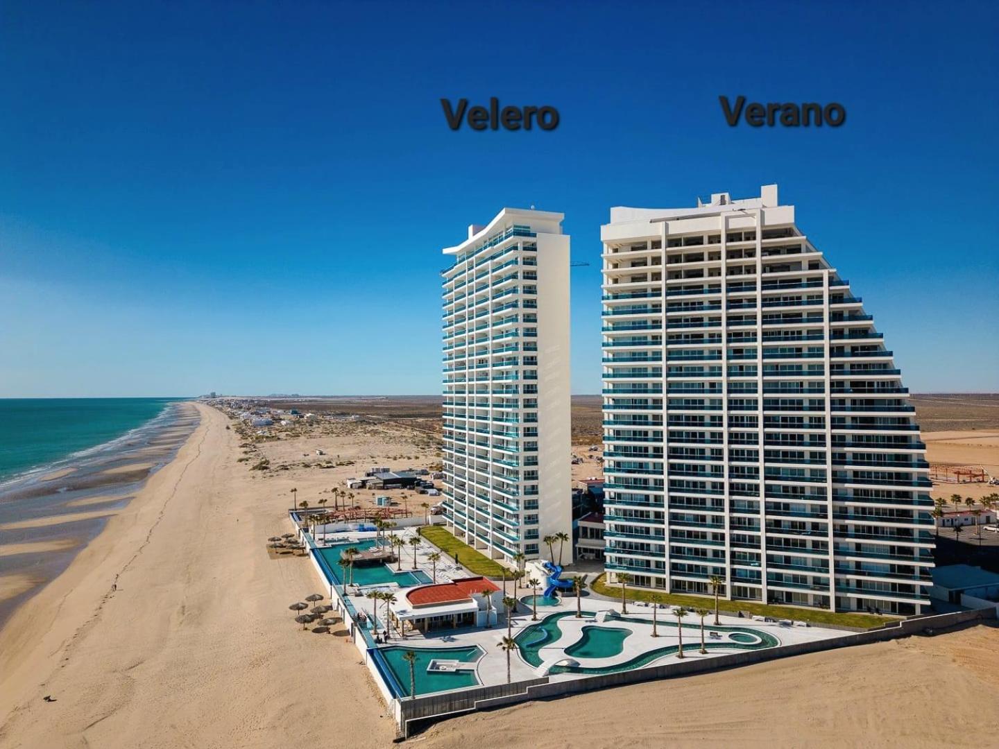 Stay in Luxury/Splash in New Lazy River this Winter Encanatame Towers 902