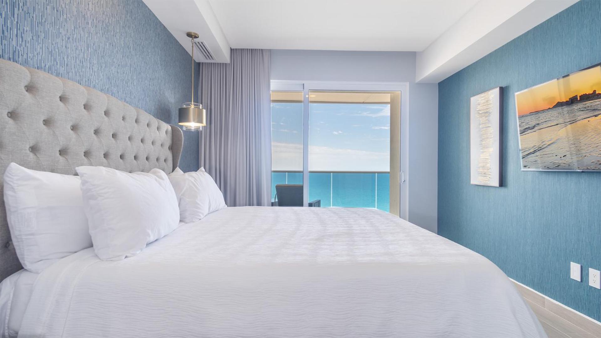 Panoramic beach front condo Verano 1704