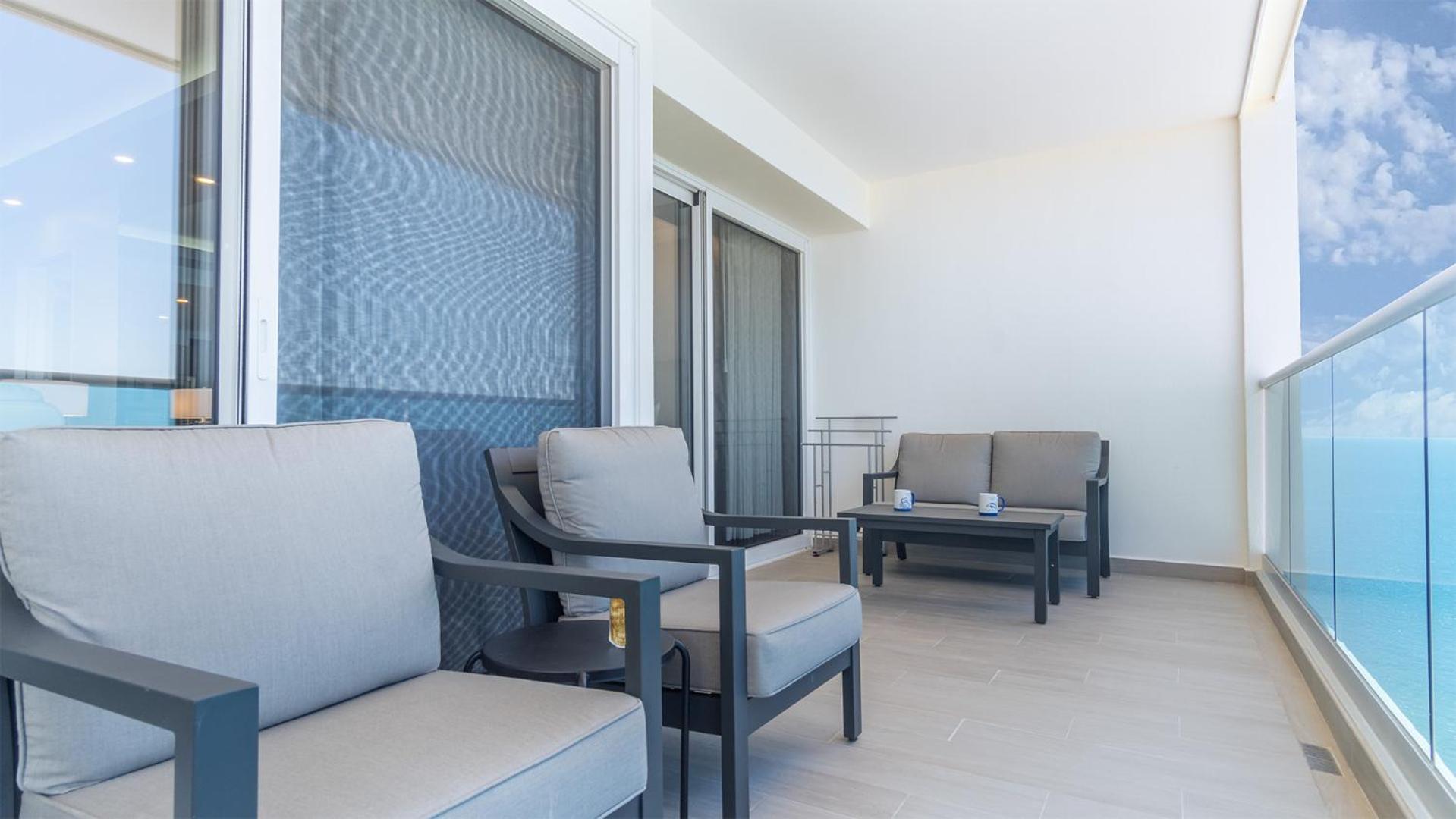 2 BDR Encantame Towers Viento 2004