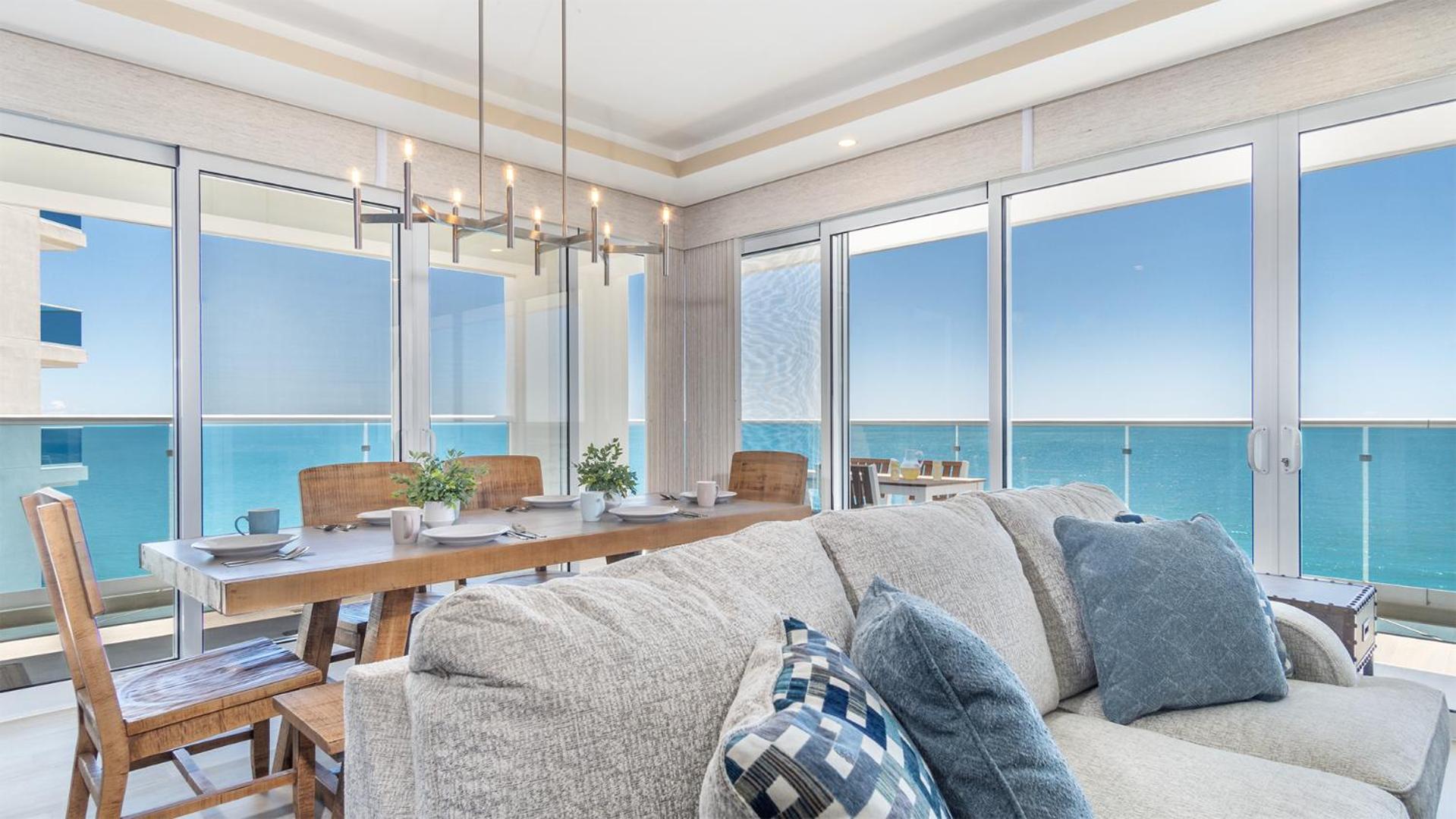 Panoramic water front deluxe condo Encantame Viento 605