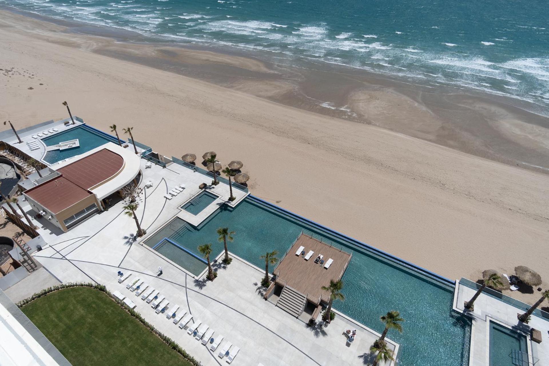 Splash in The New Lazy River and Sleep In Luxury Encantame Towers C 1202