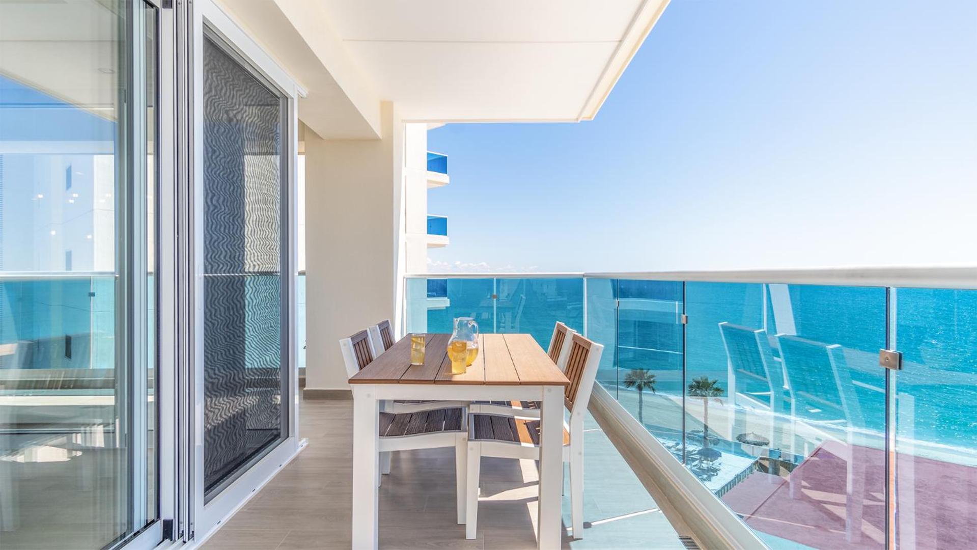 Panoramic water front deluxe condo Encantame Viento 605