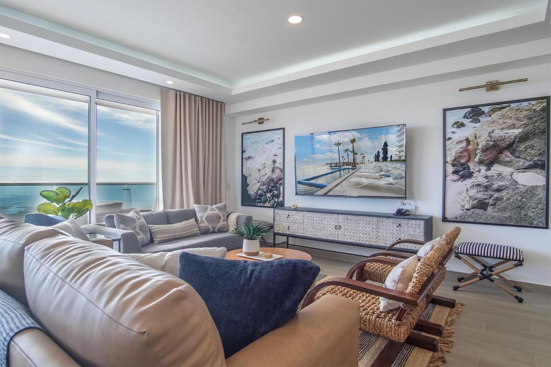 Awesome 3 bedroom condo Encantame Tower E 301