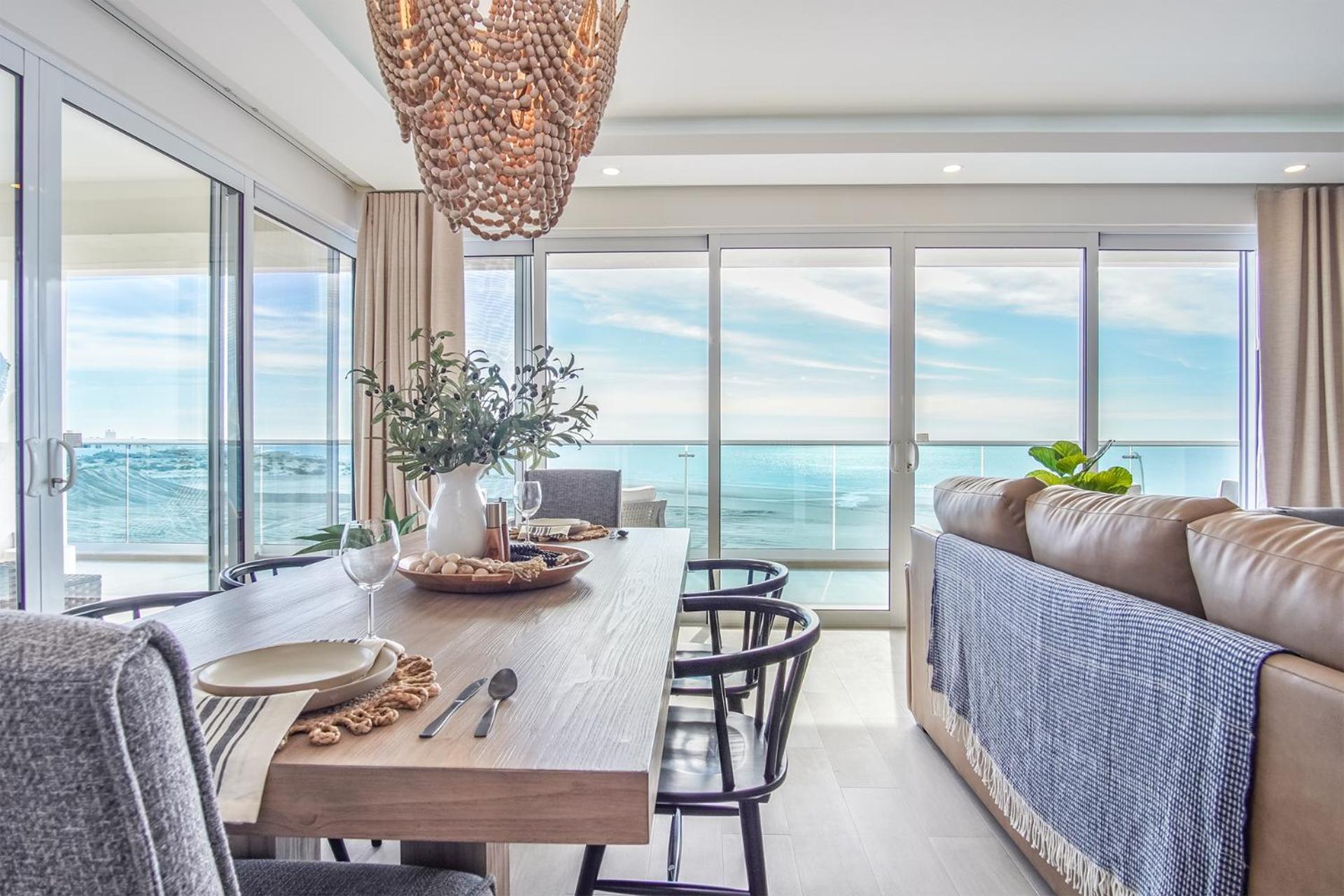 Awesome 3 bedroom condo Encantame Tower E 301