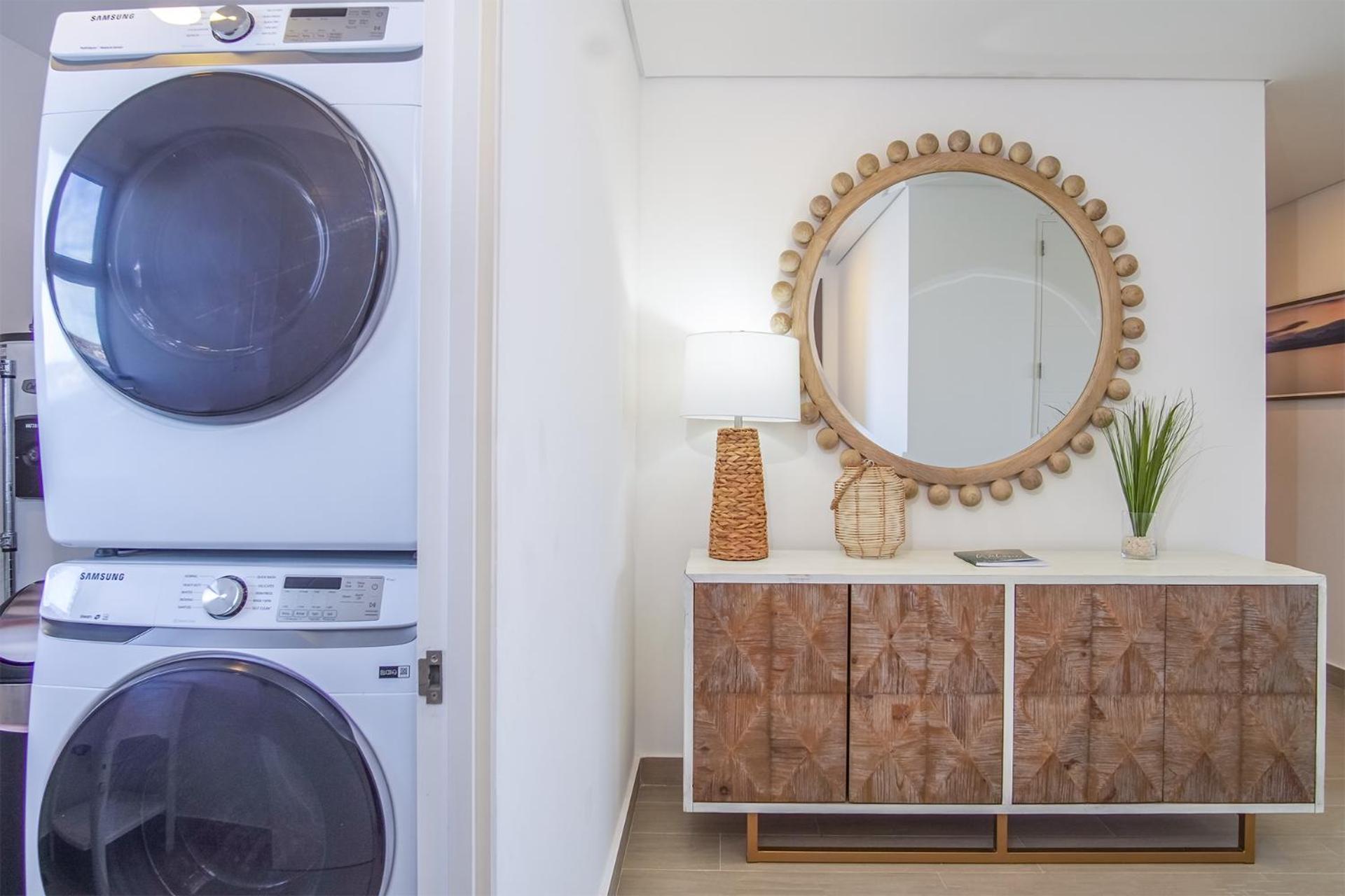 Awesome 3 bedroom condo Encantame Tower E 301