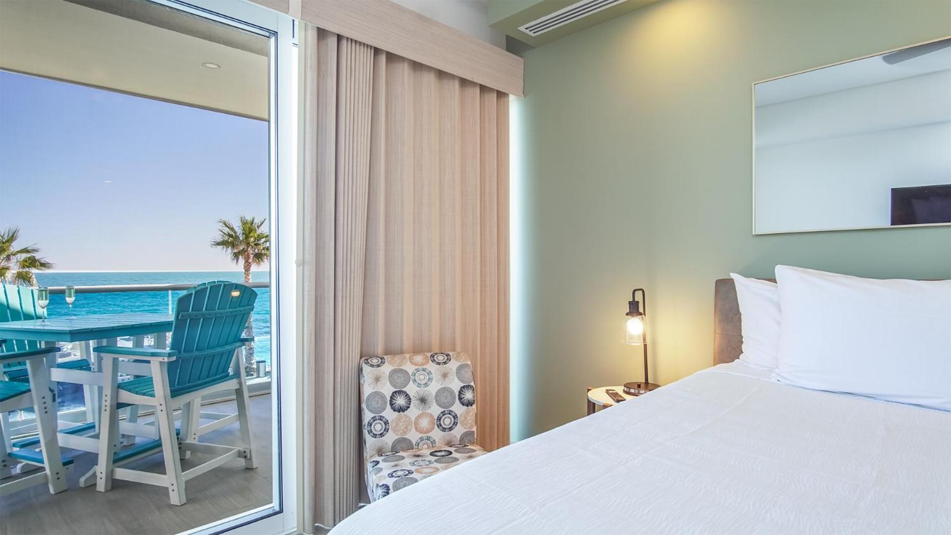 Amazing Beach Front Condo Velero 204 at Encantame Towers