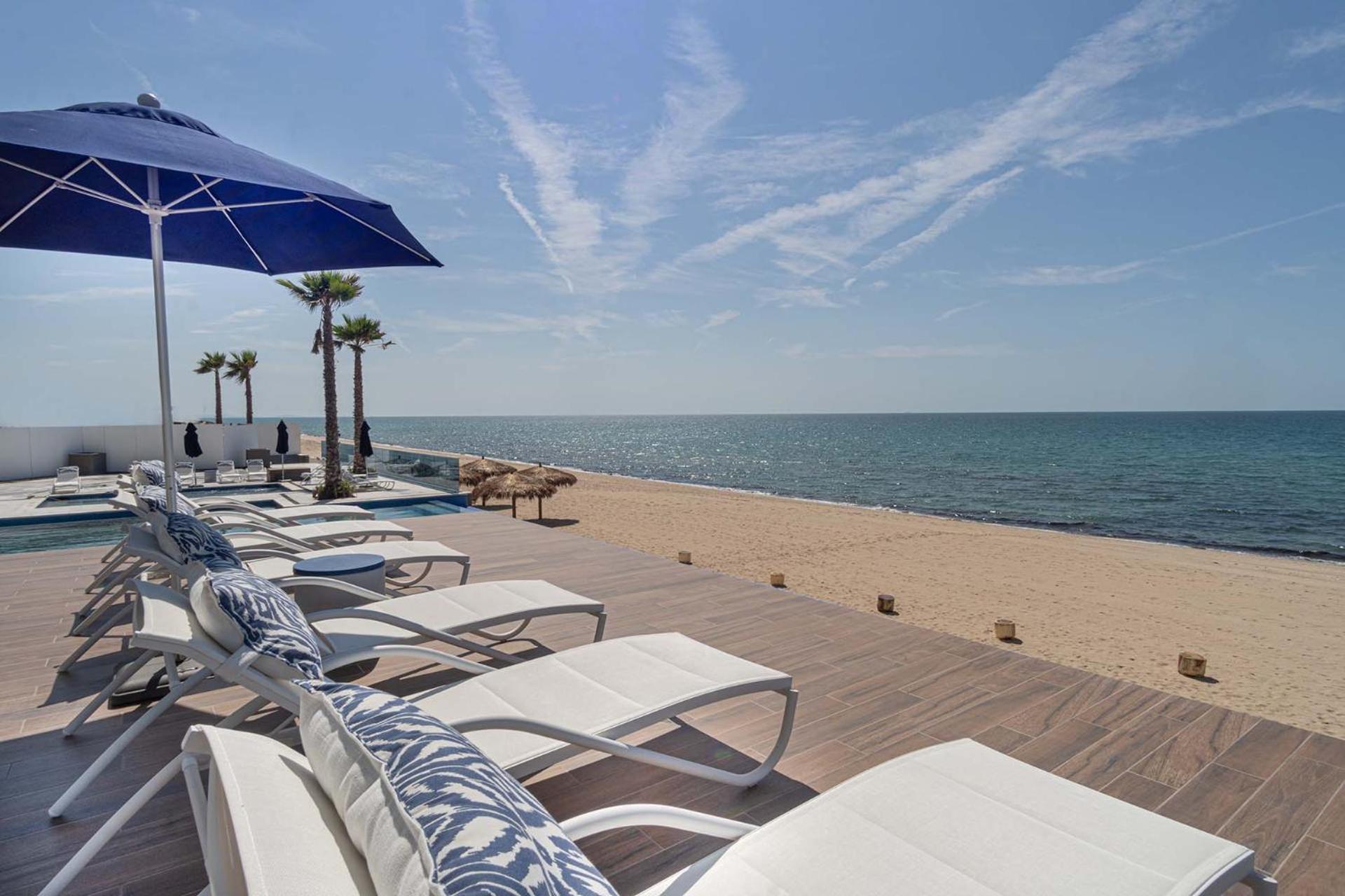 Awesome 3 bedroom condo Encantame Tower E 301