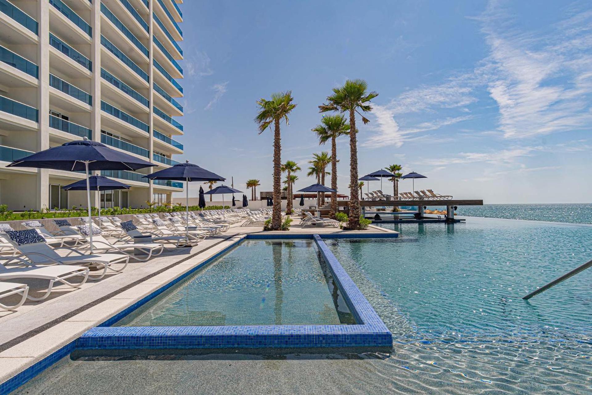 Awesome 3 bedroom condo Encantame Tower E 301