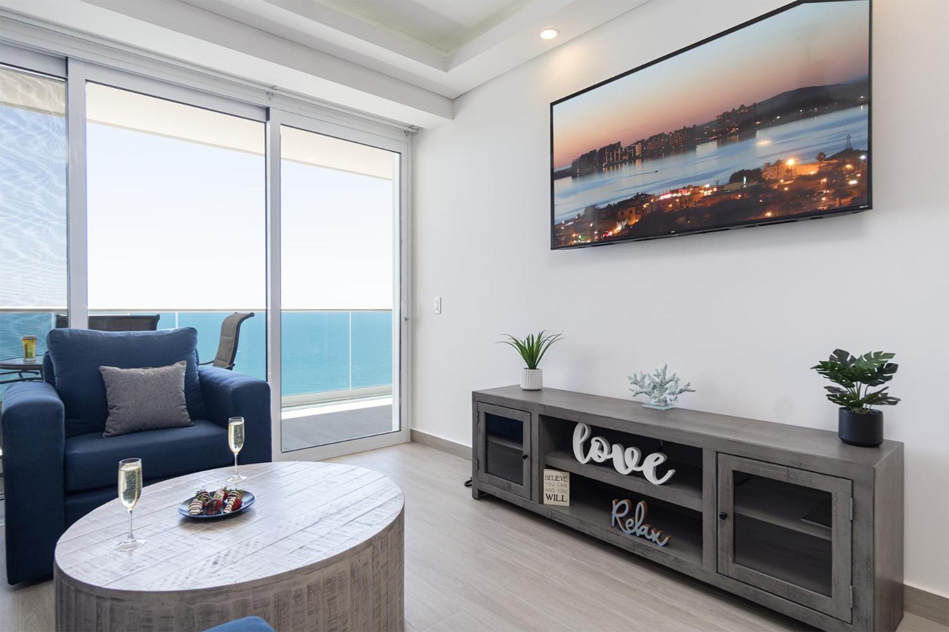 Relax and Splash in Paradise Encantame Towers C 1703