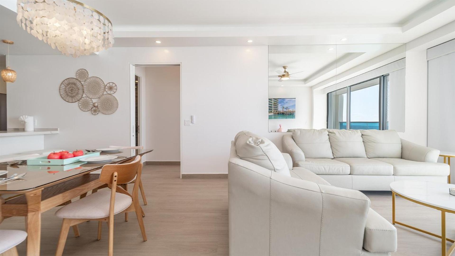 Modern 2 BR Condo at Encantame Towers Viento 2204