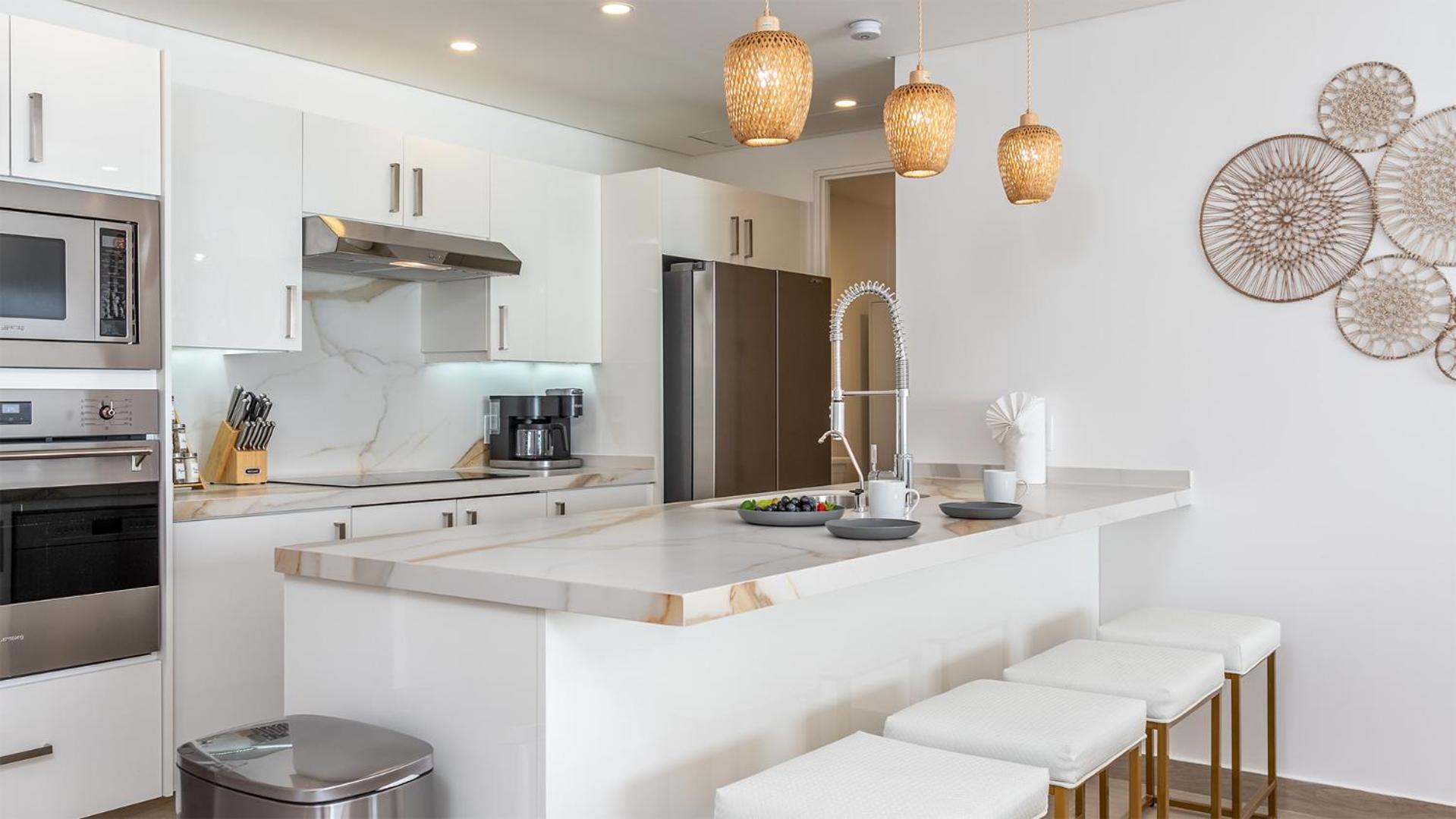 Modern 2 BR Condo at Encantame Towers Viento 2204